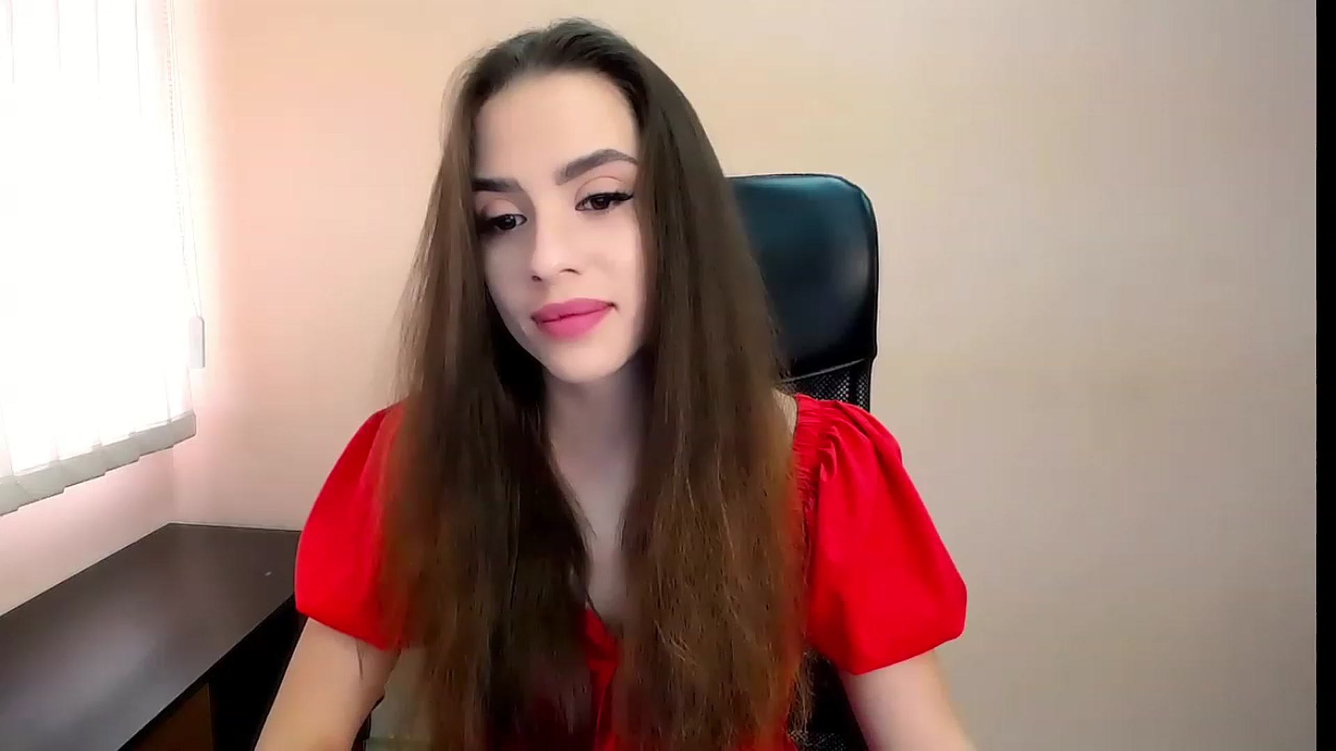 Gallery image thumbnail from Dark_eyed_'s myfreecams stream on, 08/12/2023, 13:17 image 13 of 20