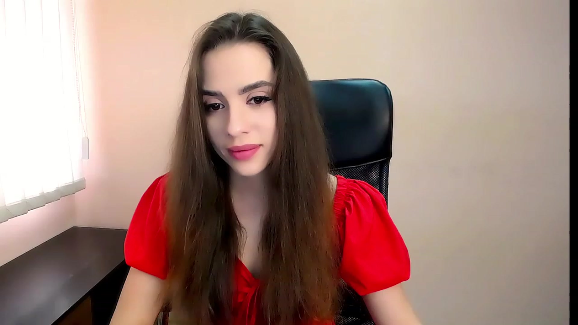 Gallery image thumbnail from Dark_eyed_'s myfreecams stream on, 08/12/2023, 13:17 image 2 of 20