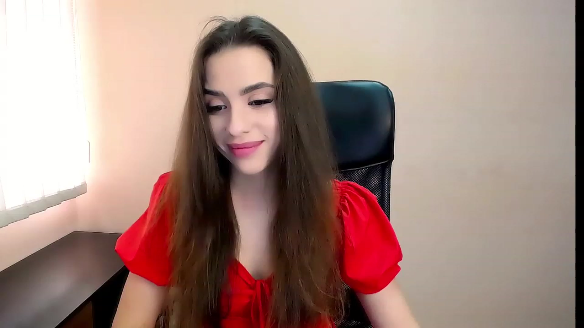 Gallery image thumbnail from Dark_eyed_'s myfreecams stream on, 08/12/2023, 15:17 image 4 of 20
