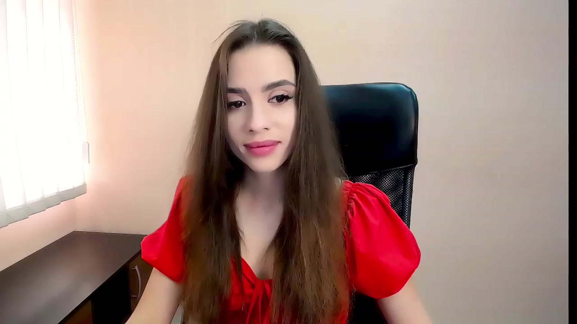 Gallery image thumbnail from Dark_eyed_'s myfreecams stream on, 08/12/2023, 15:17 image 19 of 20