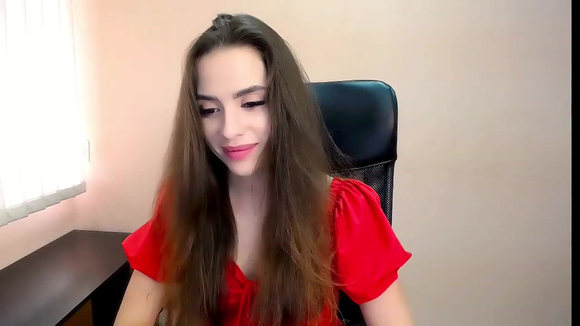 Gallery image thumbnail from Dark_eyed_'s myfreecams stream on, 08/12/2023, 15:17 image 3 of 20
