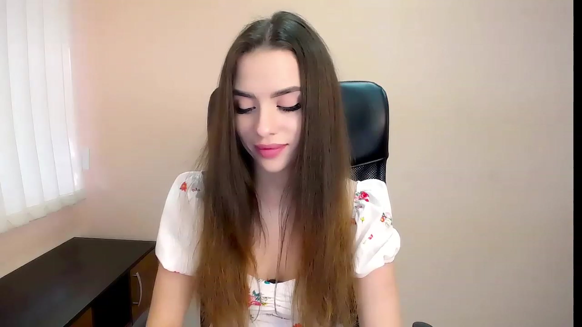 Gallery image thumbnail from Dark_eyed_'s myfreecams stream on, 08/13/2023, 14:51 image 12 of 20