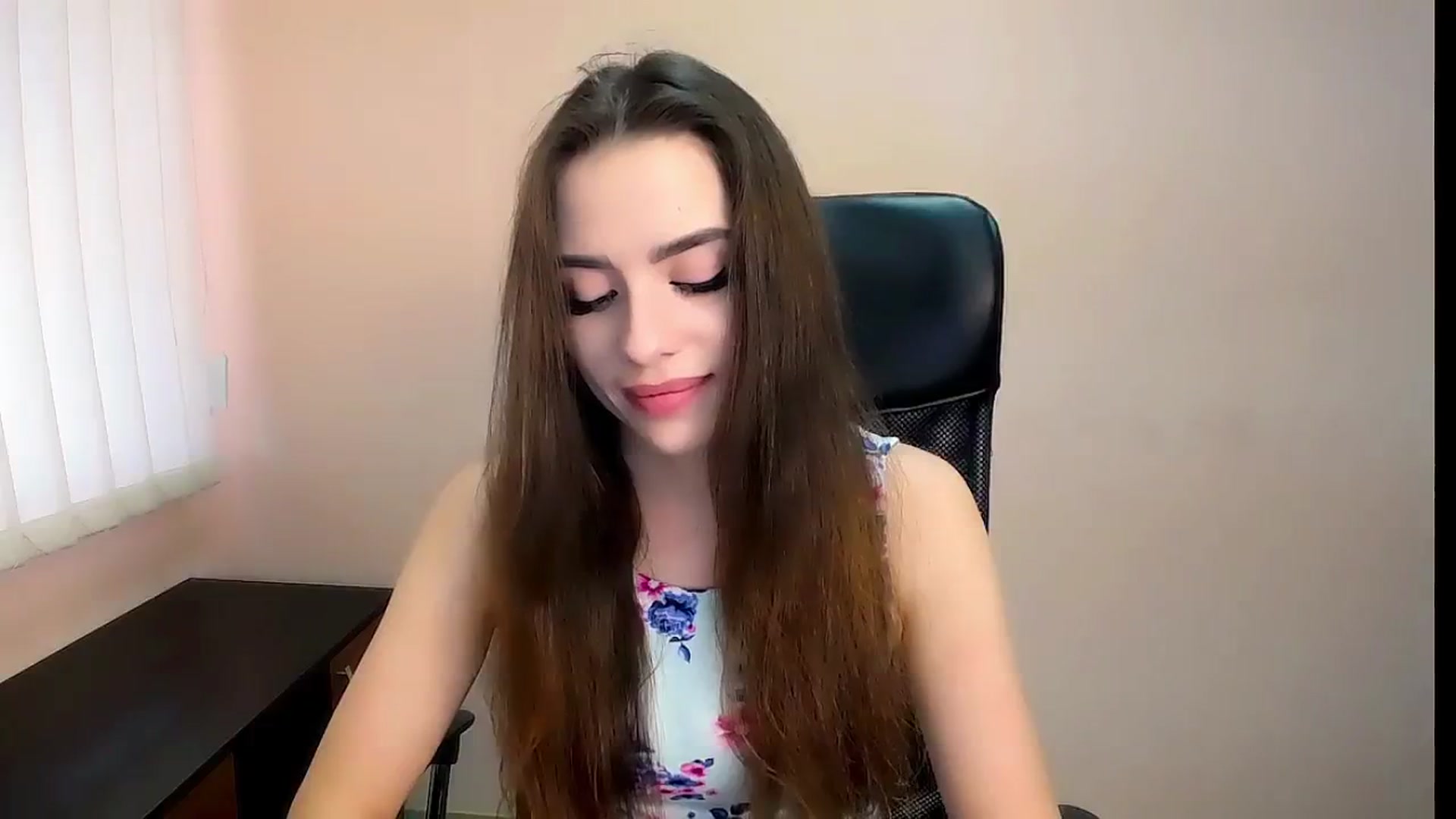 Gallery image thumbnail from Dark_eyed_'s myfreecams stream on, 08/14/2023, 11:02 image 15 of 20