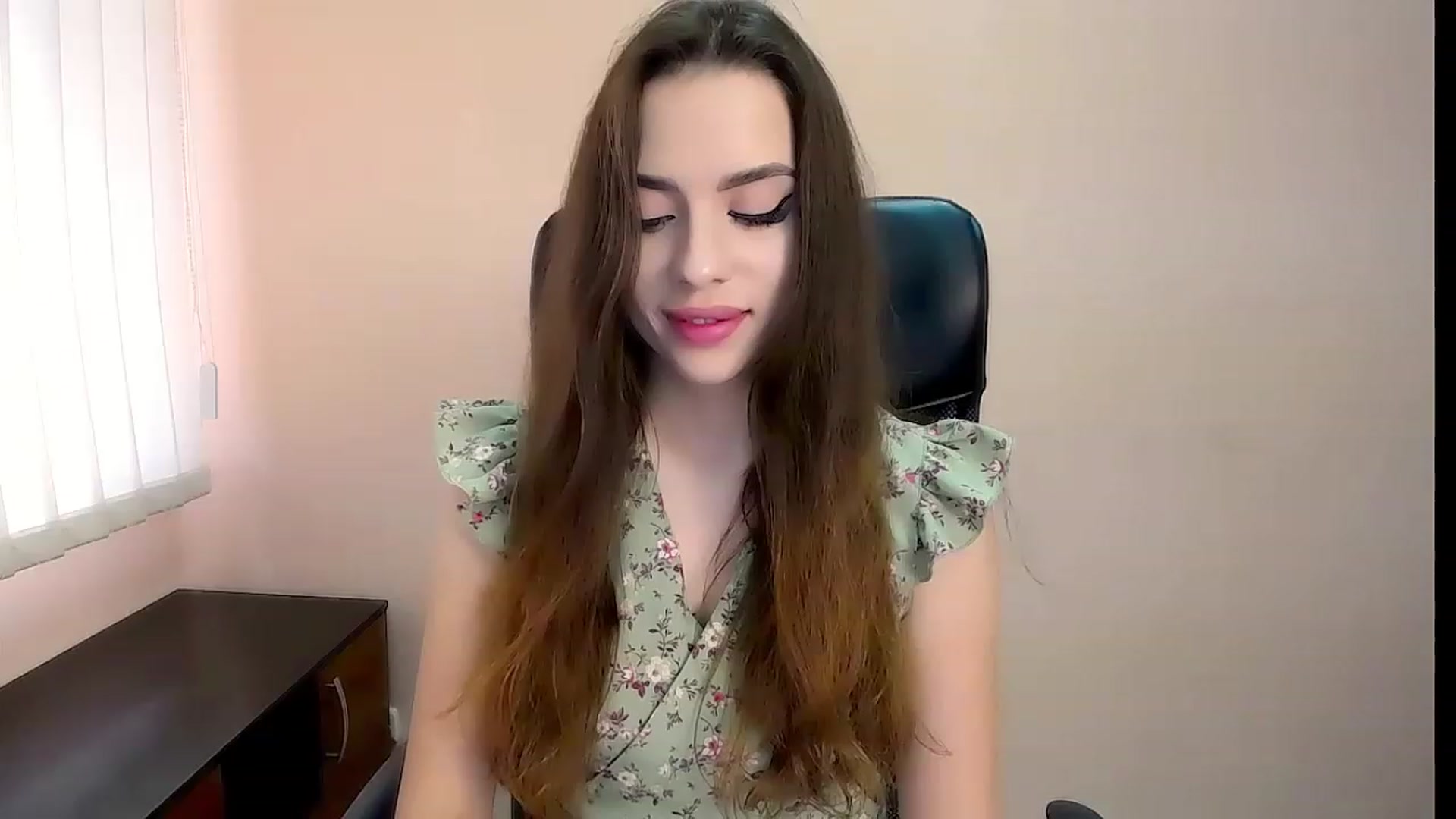 Gallery image thumbnail from Dark_eyed_'s myfreecams stream on, 08/16/2023, 12:11 image 19 of 20