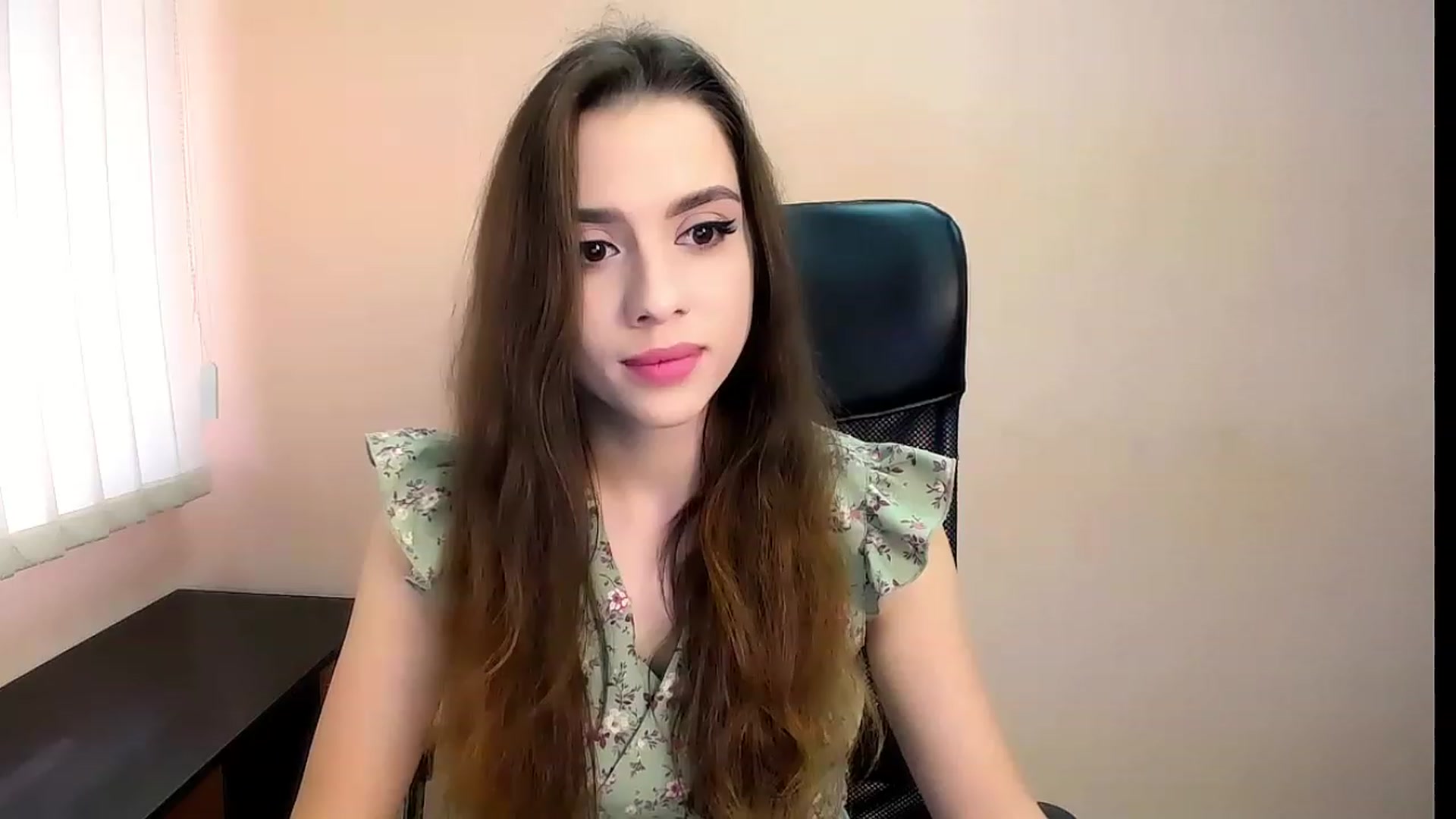 Gallery image thumbnail from Dark_eyed_'s myfreecams stream on, 08/16/2023, 12:11 image 8 of 20
