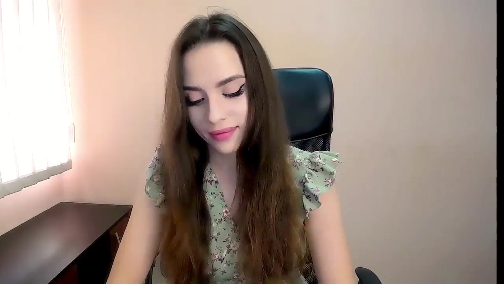 Gallery image thumbnail from Dark_eyed_'s myfreecams stream on, 08/16/2023, 14:47 image 13 of 20