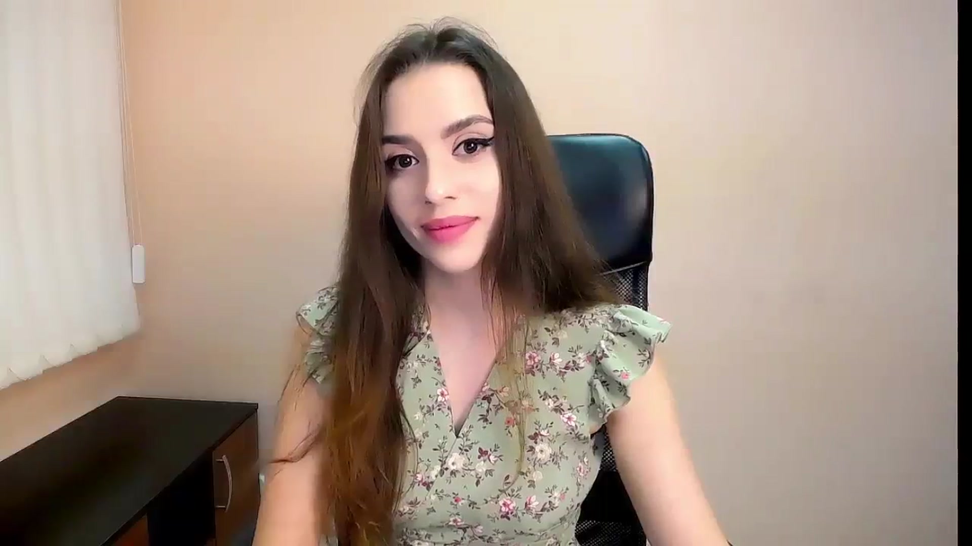 Gallery image thumbnail from Dark_eyed_'s myfreecams stream on, 08/16/2023, 17:09 image 18 of 20