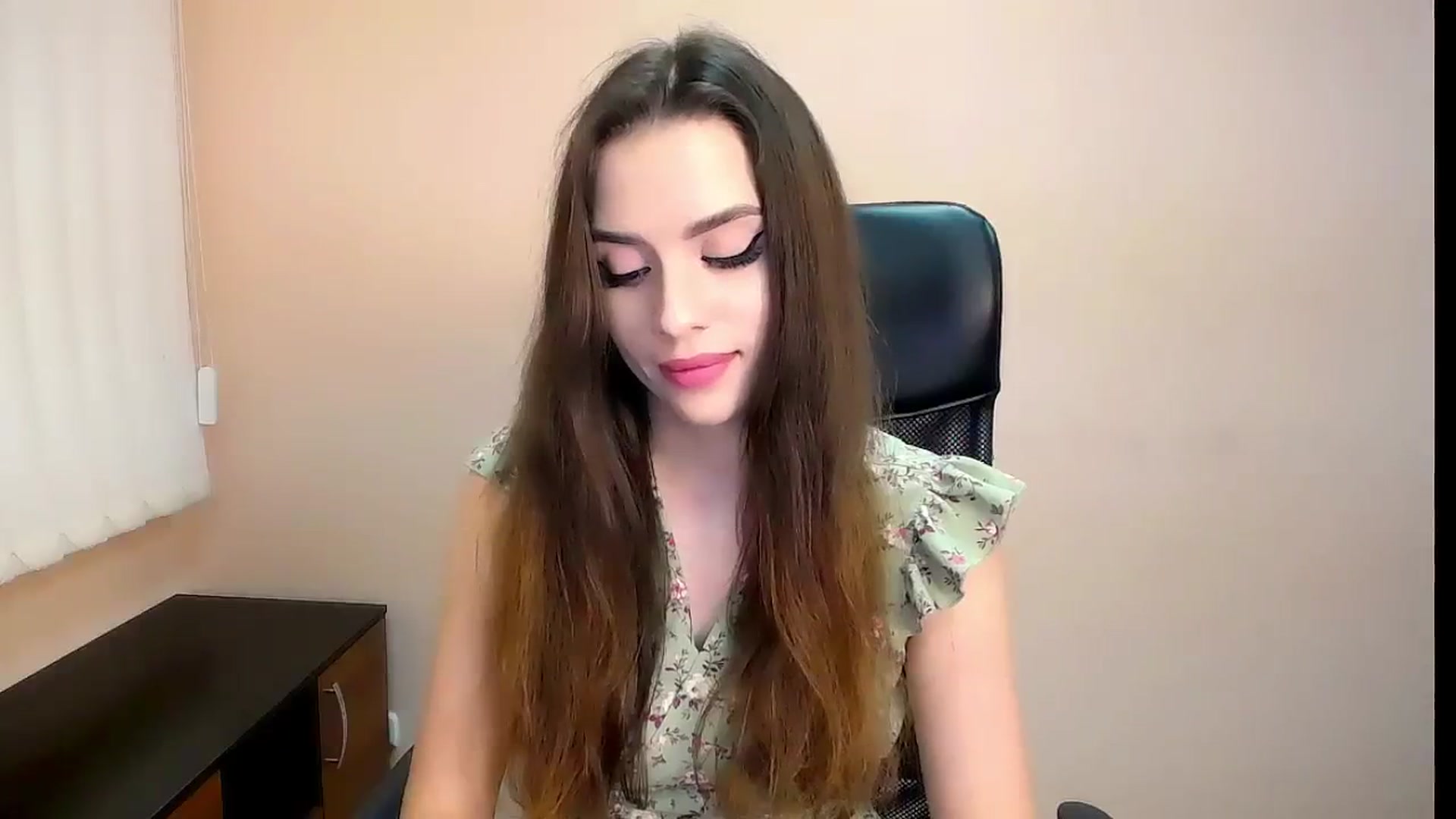 Gallery image thumbnail from Dark_eyed_'s myfreecams stream on, 08/16/2023, 17:09 image 20 of 20