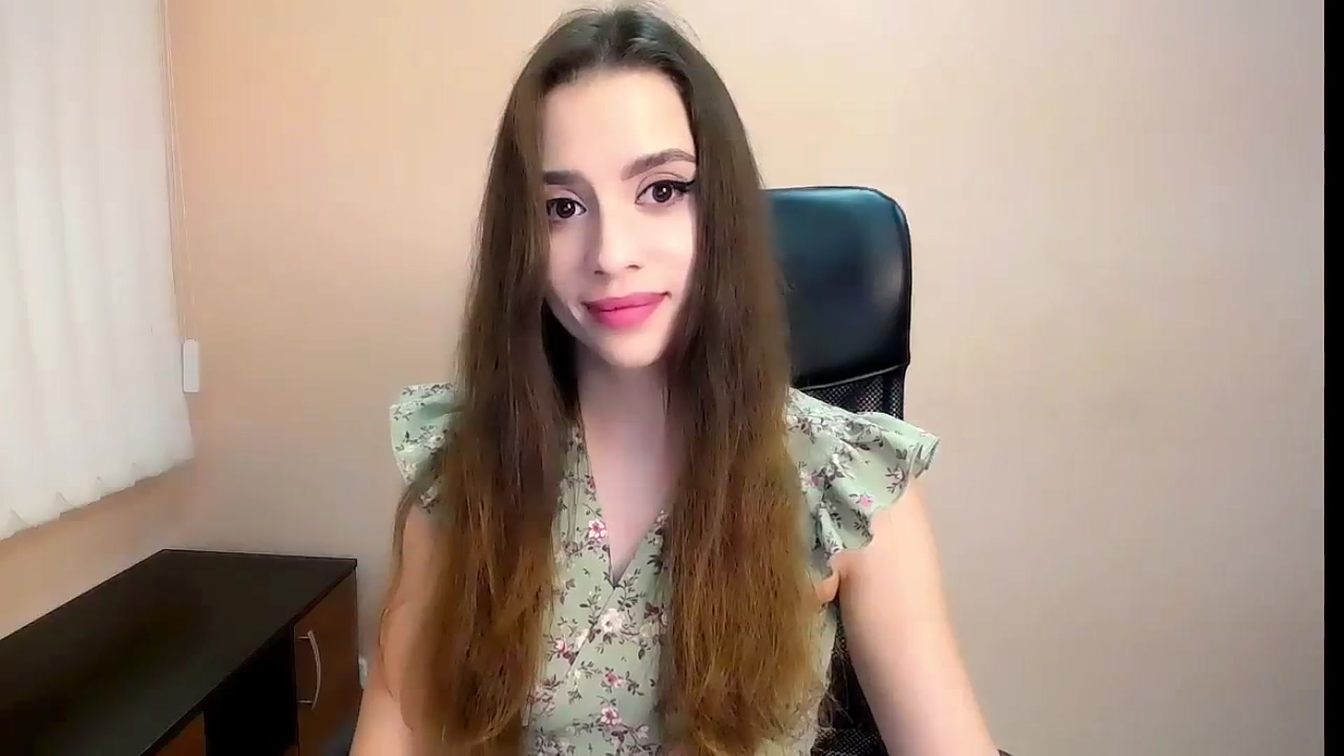 Gallery image thumbnail from Dark_eyed_'s myfreecams stream on, 08/16/2023, 17:09 image 12 of 20