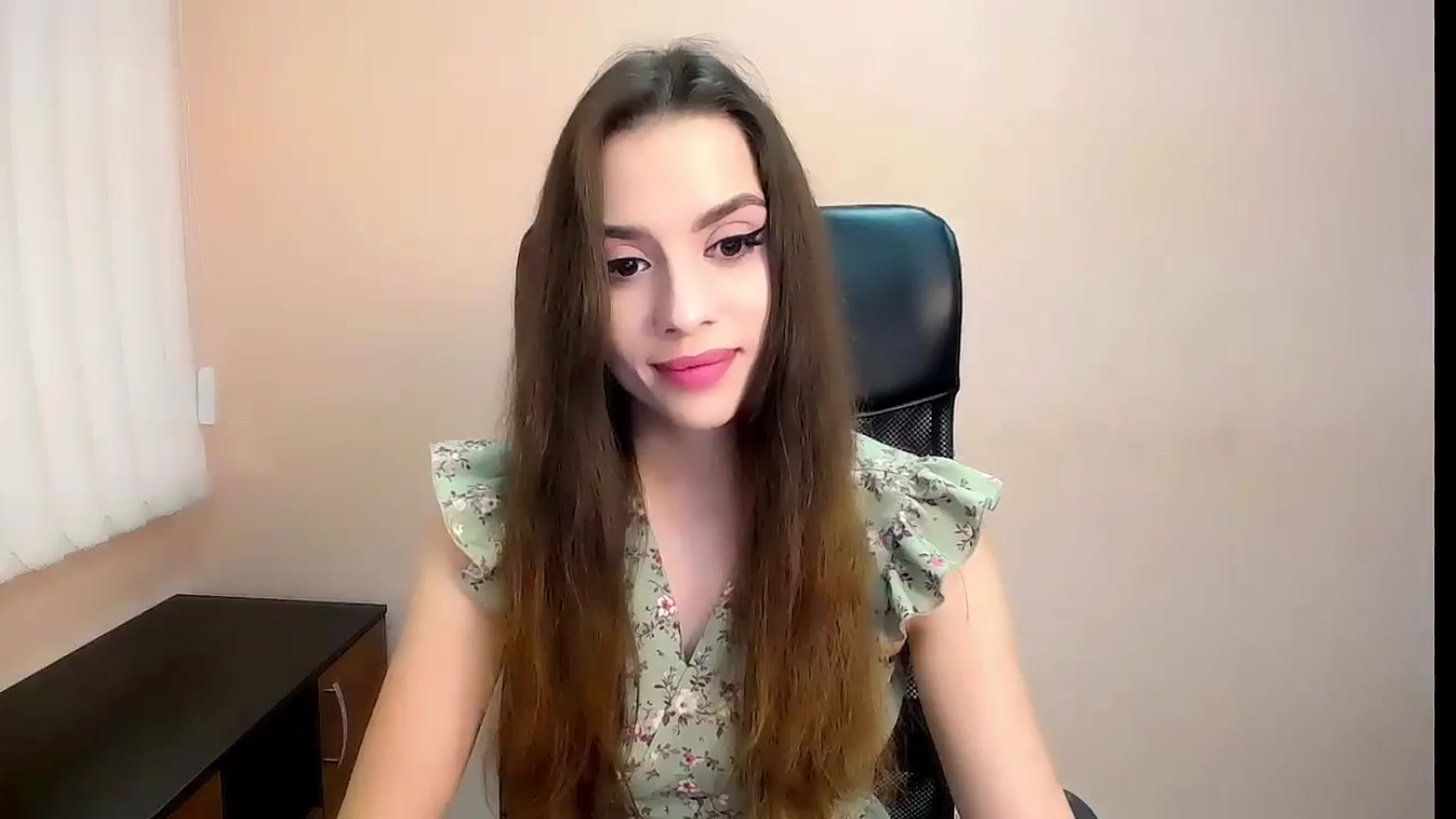 Gallery image thumbnail from Dark_eyed_'s myfreecams stream on, 08/16/2023, 17:09 image 7 of 20