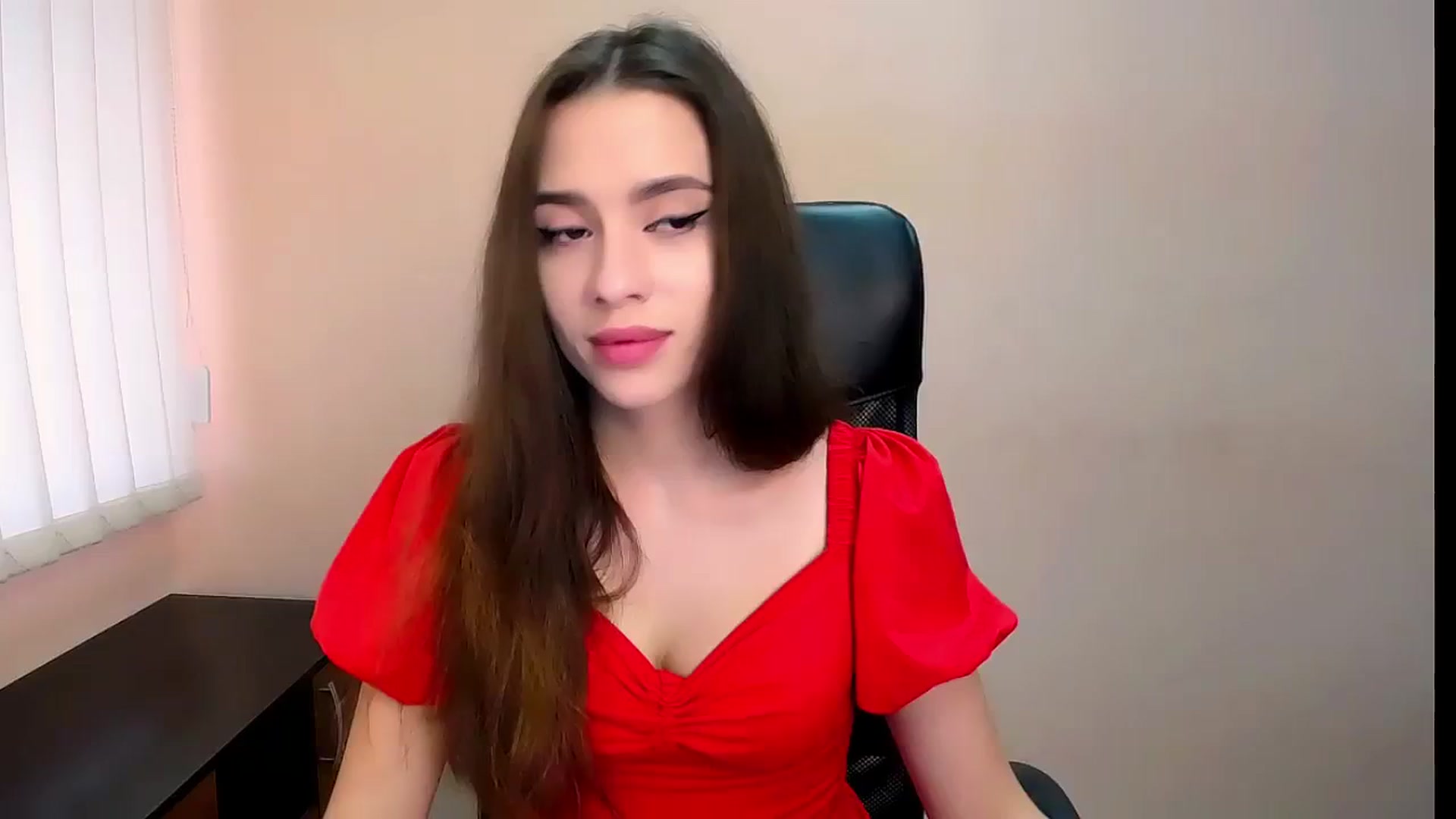 Gallery image thumbnail from Dark_eyed_'s myfreecams stream on, 08/22/2023, 11:30 image 1 of 20