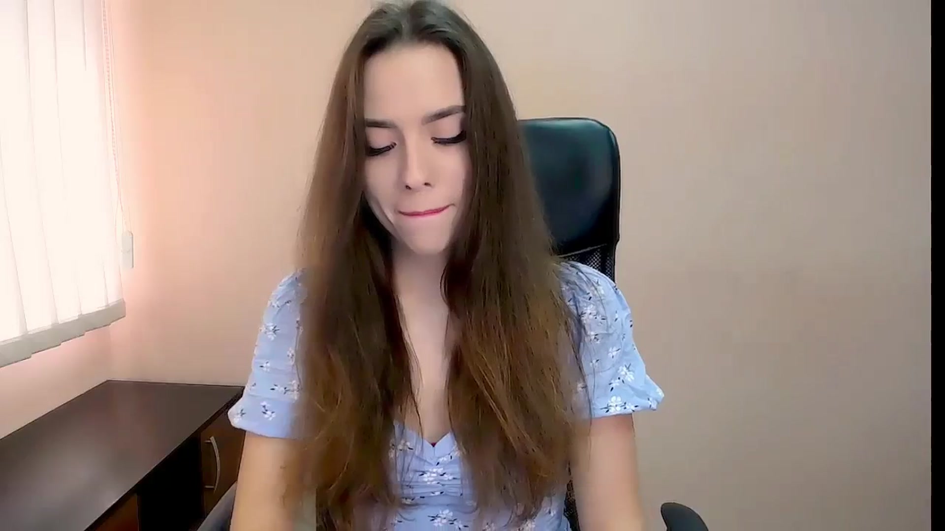 Gallery image thumbnail from Dark_eyed_'s myfreecams stream on, 08/29/2023, 13:39 image 20 of 20