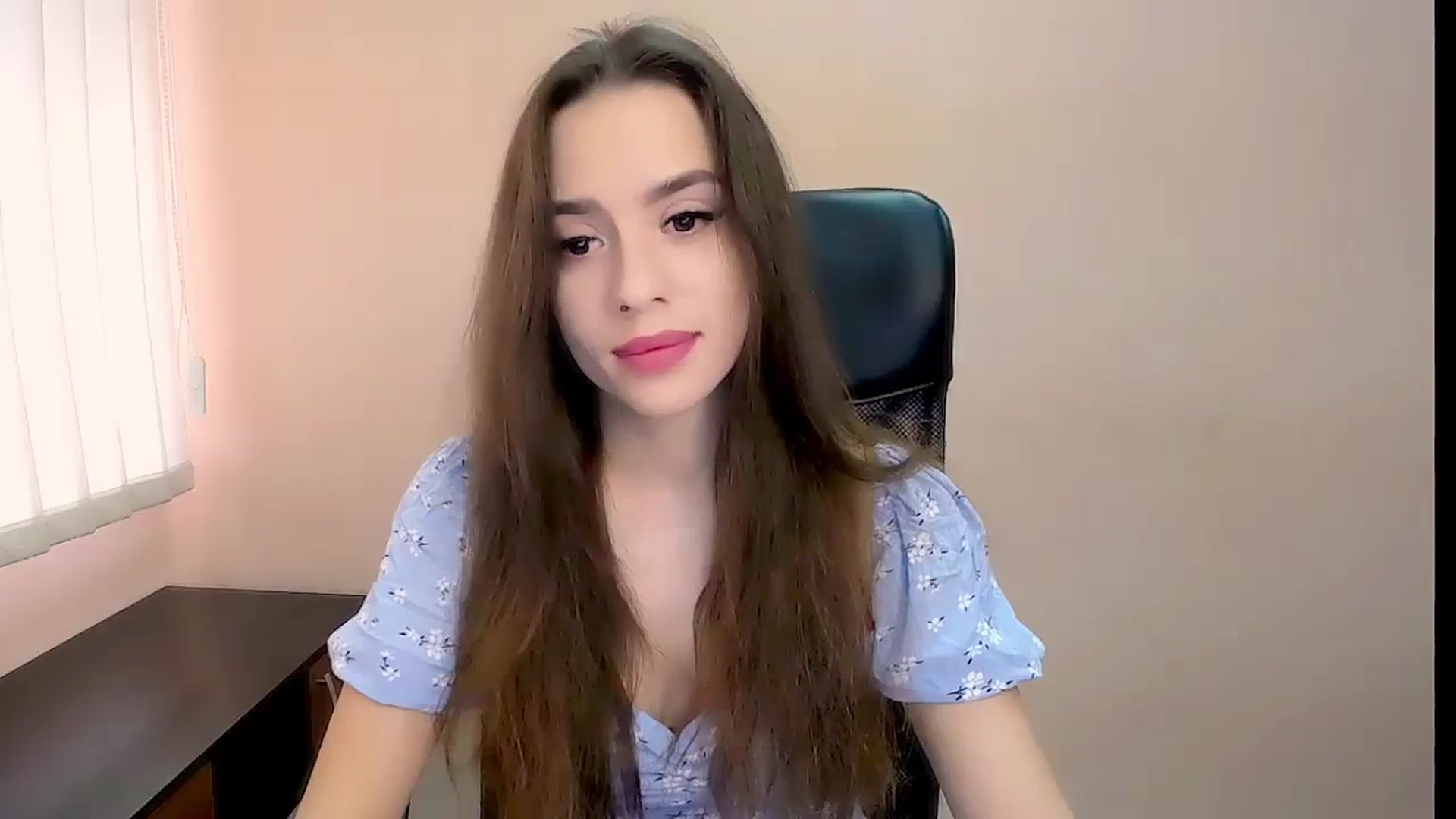 Gallery image thumbnail from Dark_eyed_'s myfreecams stream on, 08/29/2023, 13:39 image 7 of 20
