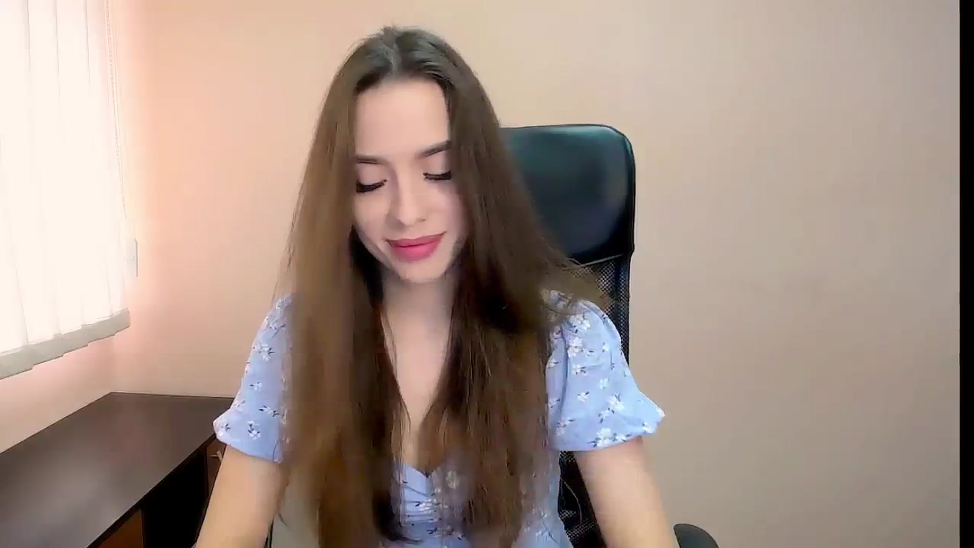 Gallery image thumbnail from Dark_eyed_'s myfreecams stream on, 08/29/2023, 13:39 image 14 of 20