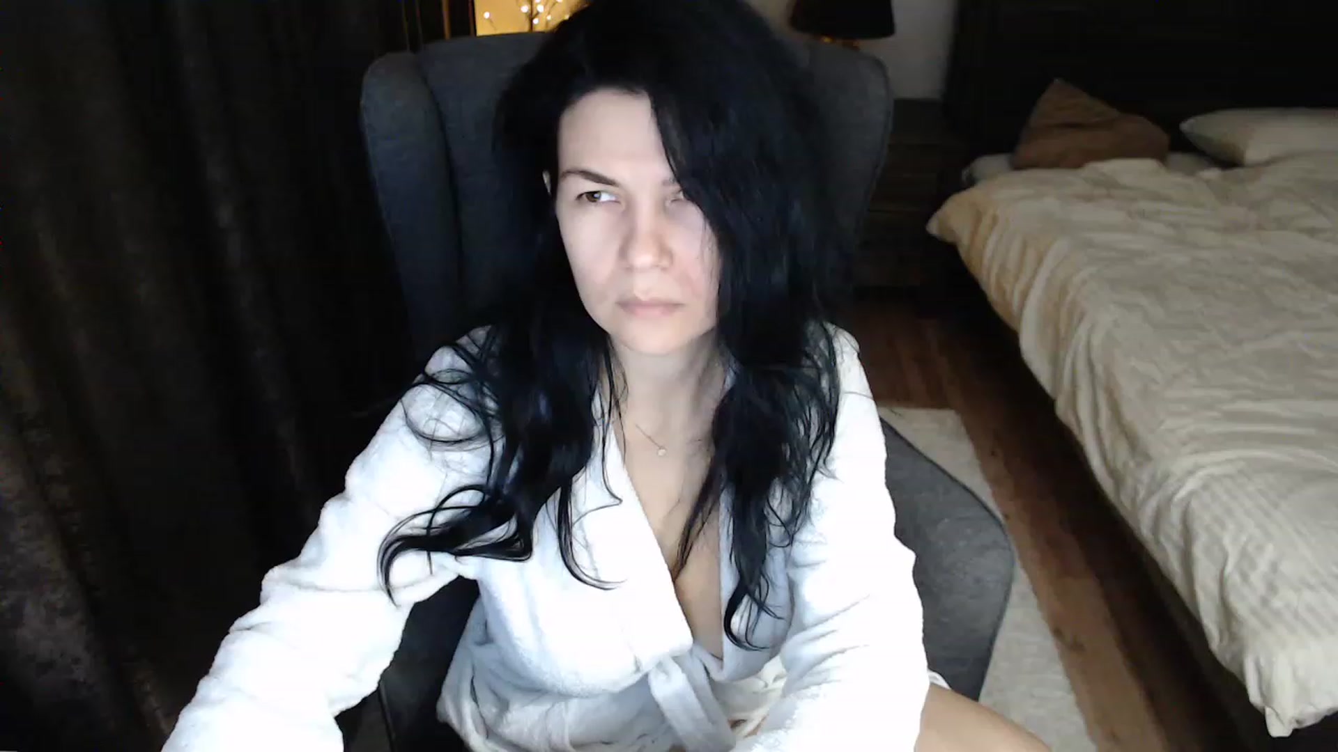 Gallery image thumbnail from Darkella's myfreecams stream on, 12/02/2022, 24:03 image 7 of 20