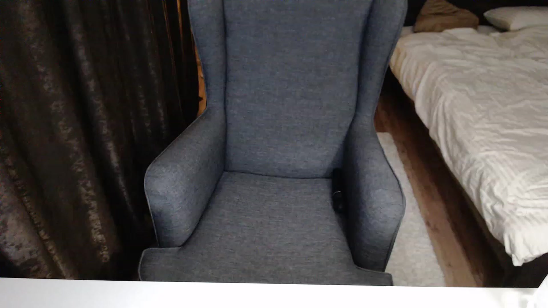 Gallery image thumbnail from Darkella's myfreecams stream on, 12/02/2022, 02:03 image 14 of 20