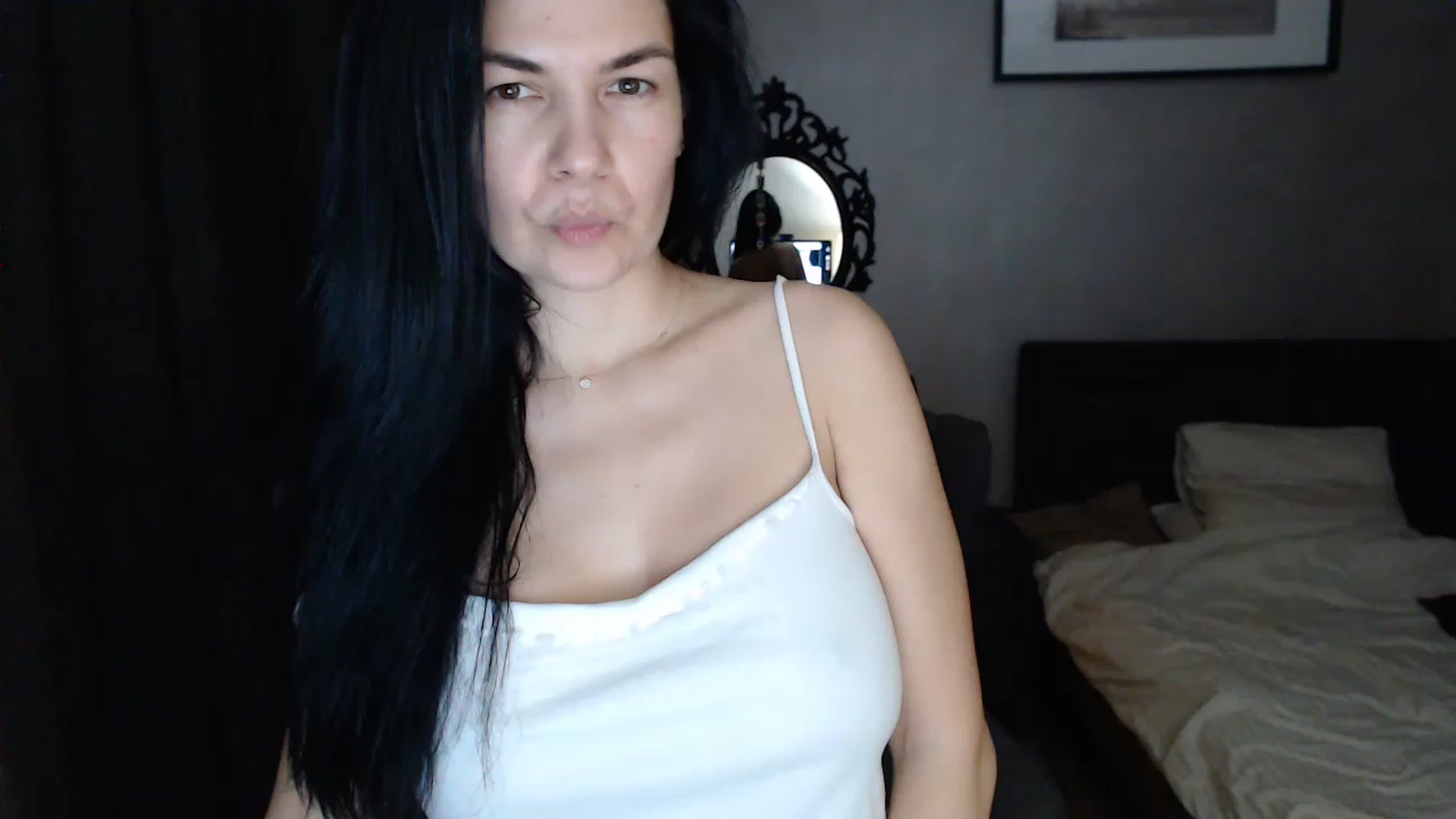 Gallery image thumbnail from Darkella's myfreecams stream on, 12/05/2022, 02:02 image 7 of 20
