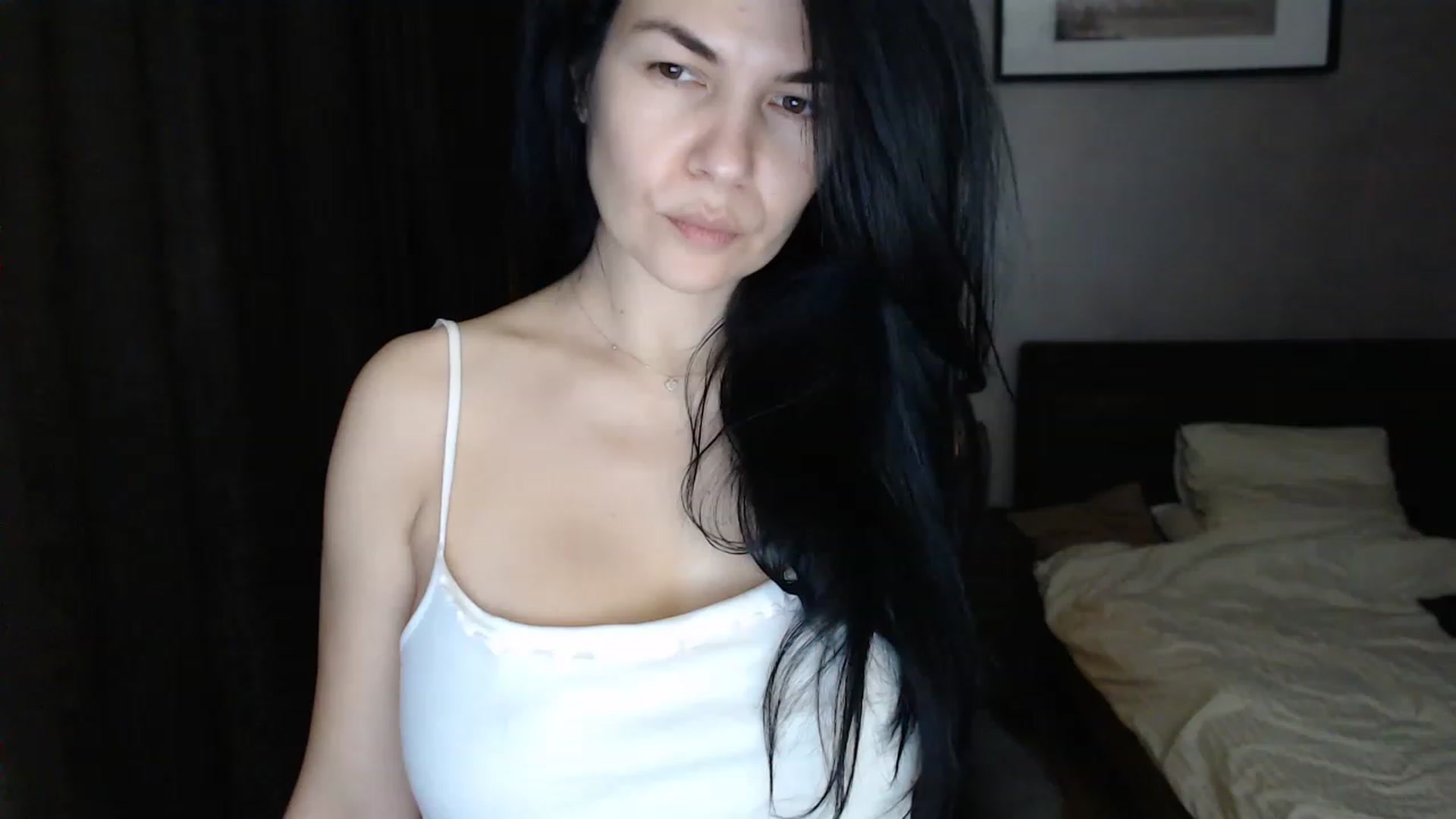 Gallery image thumbnail from Darkella's myfreecams stream on, 12/05/2022, 02:02 image 2 of 20