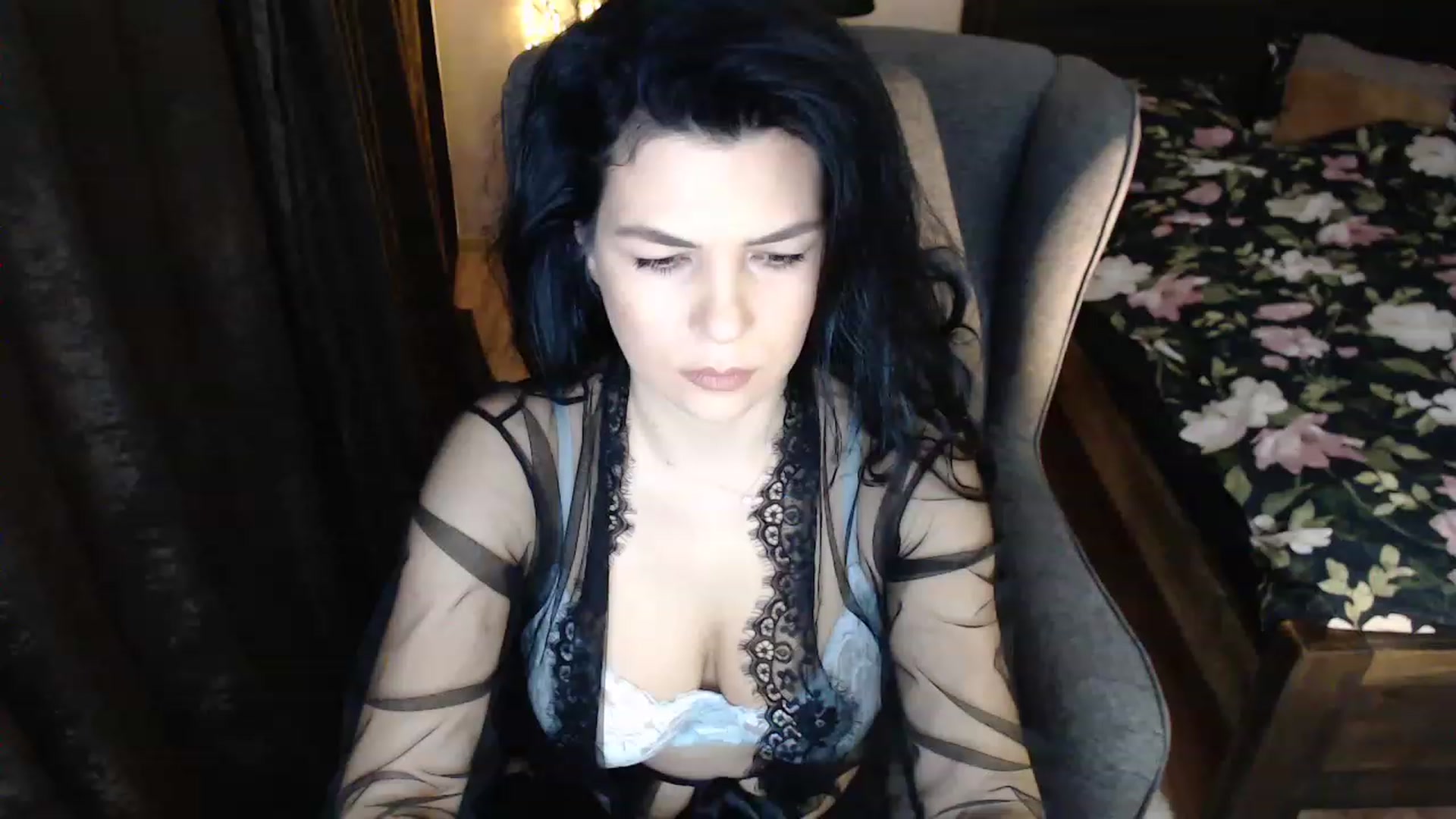 Gallery image thumbnail from Darkella's myfreecams stream on, 12/05/2022, 23:45 image 7 of 20
