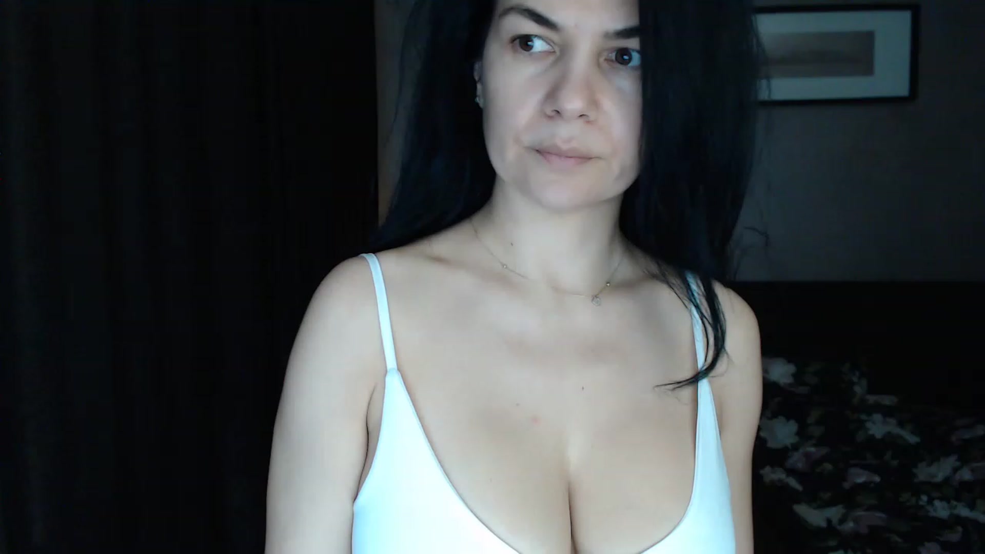 Gallery image thumbnail from Darkella's myfreecams stream on, 12/07/2022, 24:44 image 20 of 20