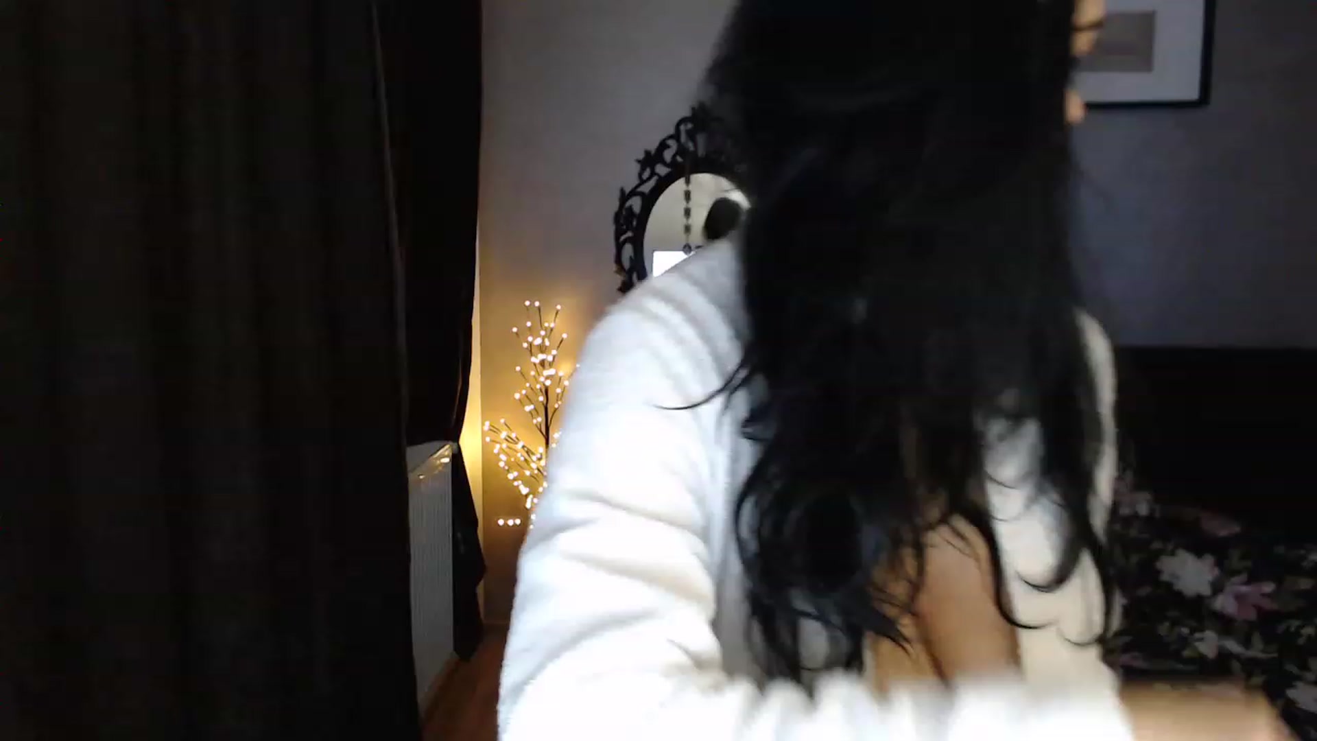 Gallery image thumbnail from Darkella's myfreecams stream on, 12/08/2022, 24:26 image 7 of 20