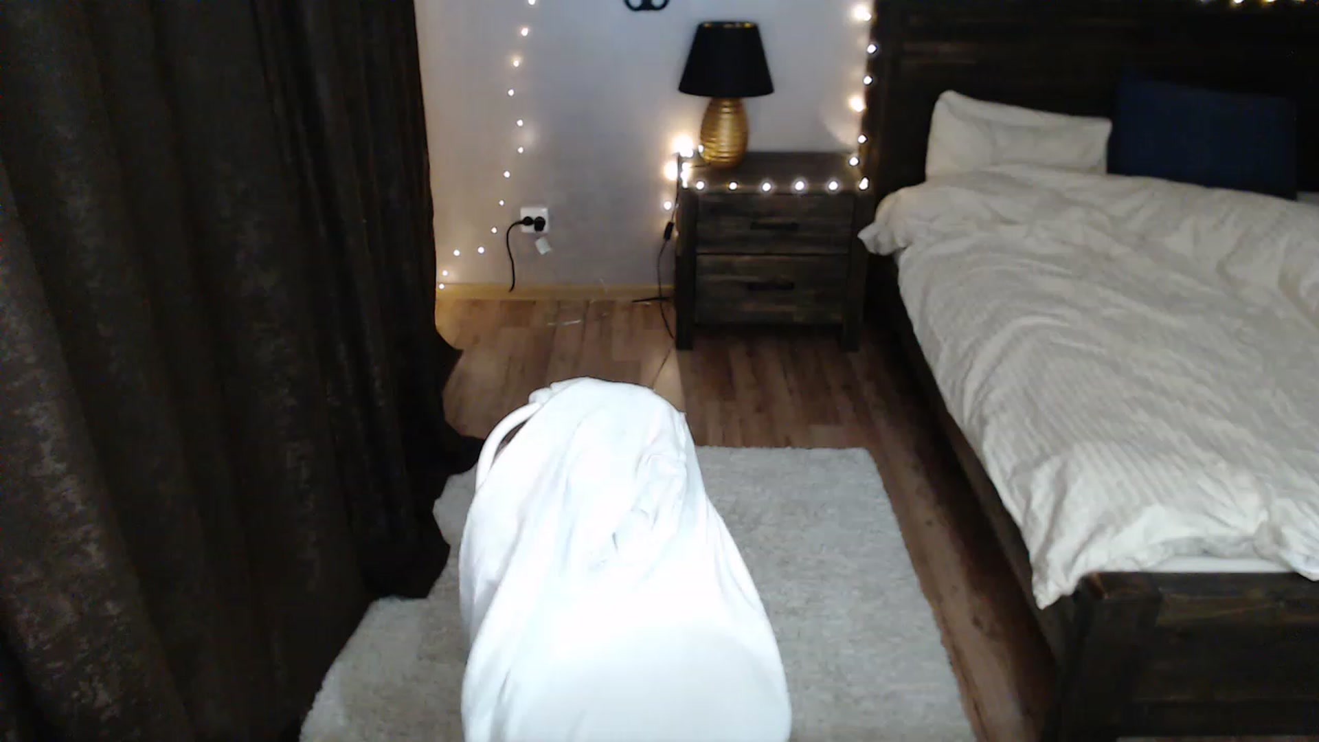 Gallery image thumbnail from Darkella's myfreecams stream on, 12/27/2022, 24:54 image 20 of 20