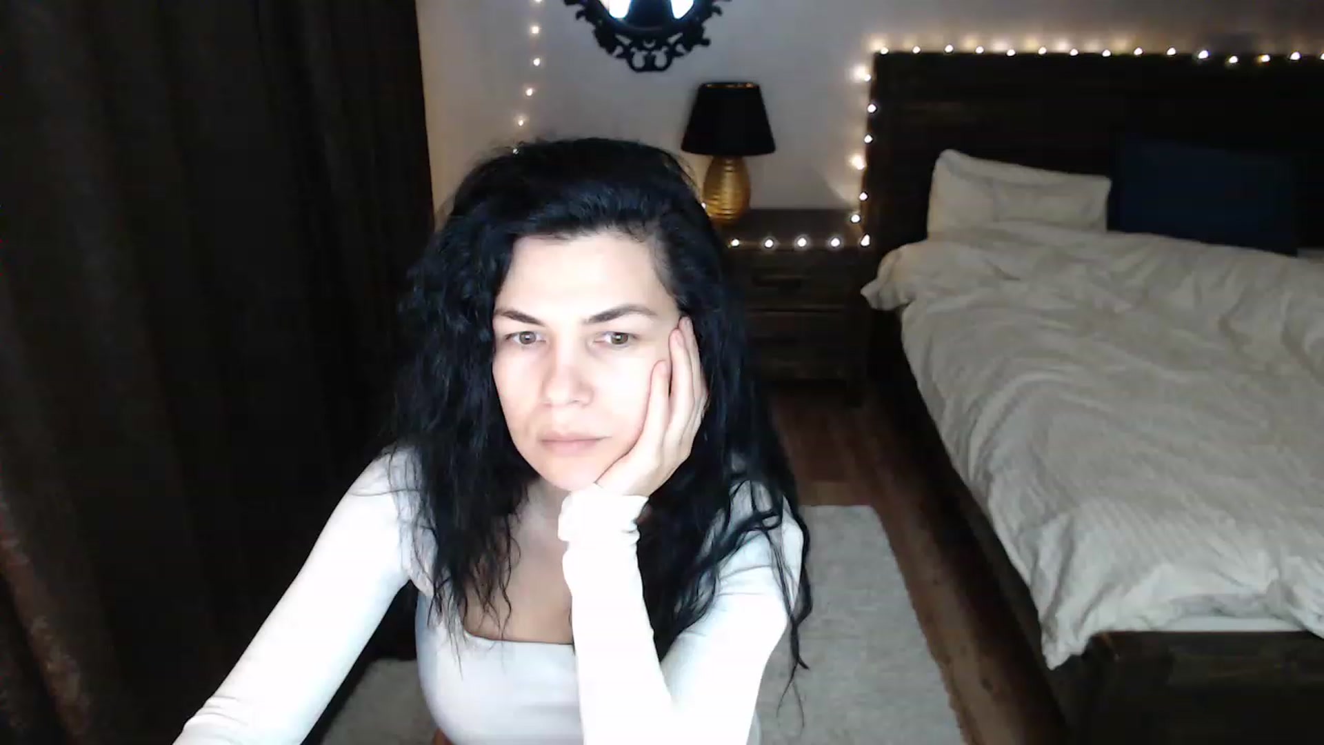Gallery image thumbnail from Darkella's myfreecams stream on, 12/27/2022, 24:54 image 6 of 20