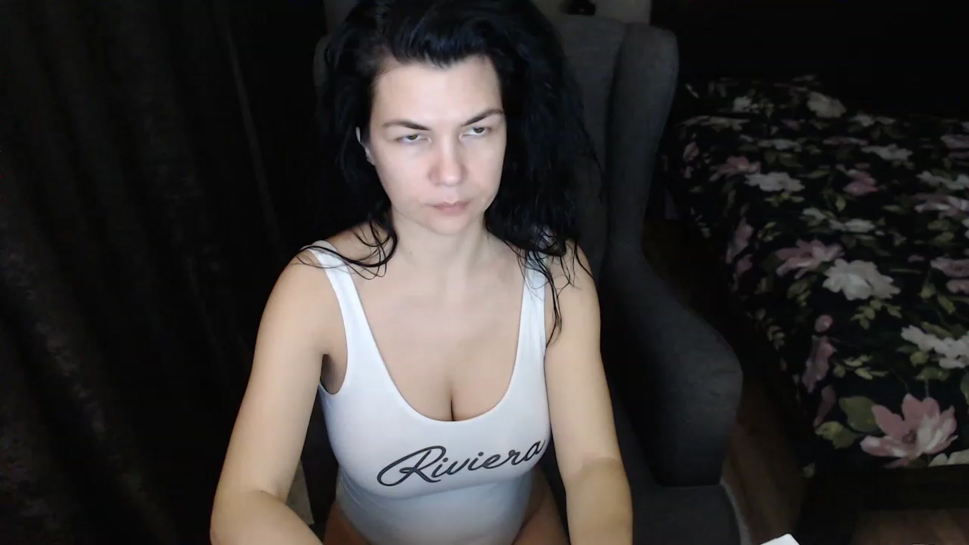 Gallery image thumbnail from Darkella's myfreecams stream on, 01/08/2023, 02:14 image 6 of 20