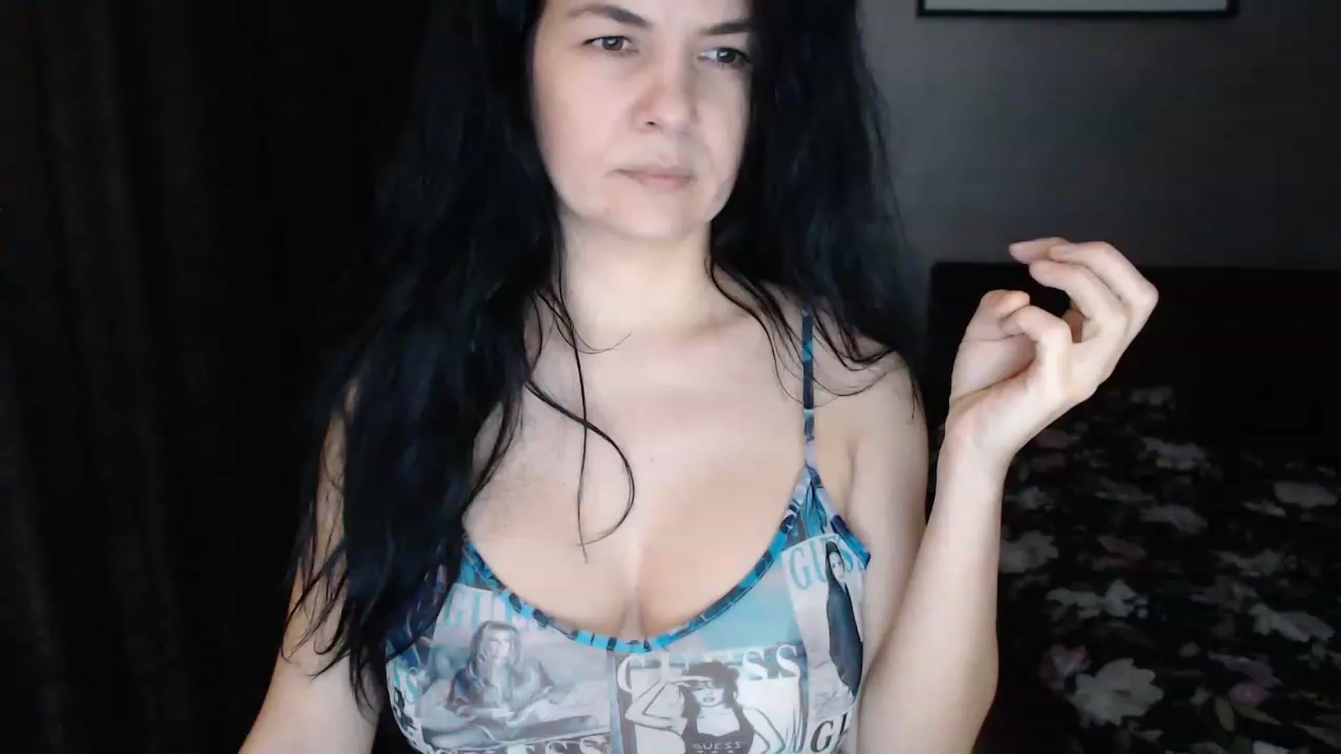 Gallery image thumbnail from Darkella's myfreecams stream on, 01/16/2023, 24:33 image 6 of 20
