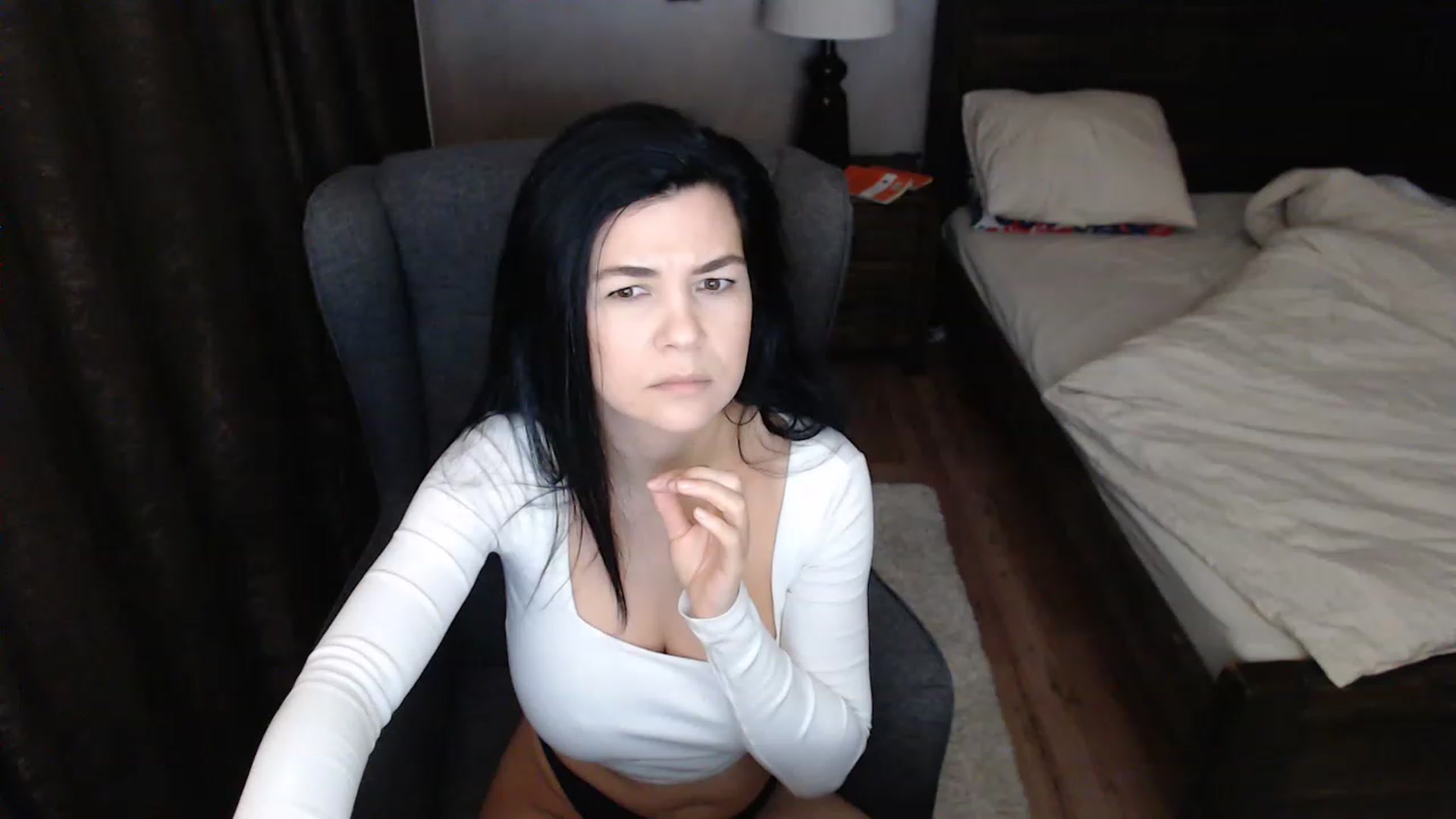 Gallery image thumbnail from Darkella's myfreecams stream on, 01/26/2023, 24:01 image 9 of 20
