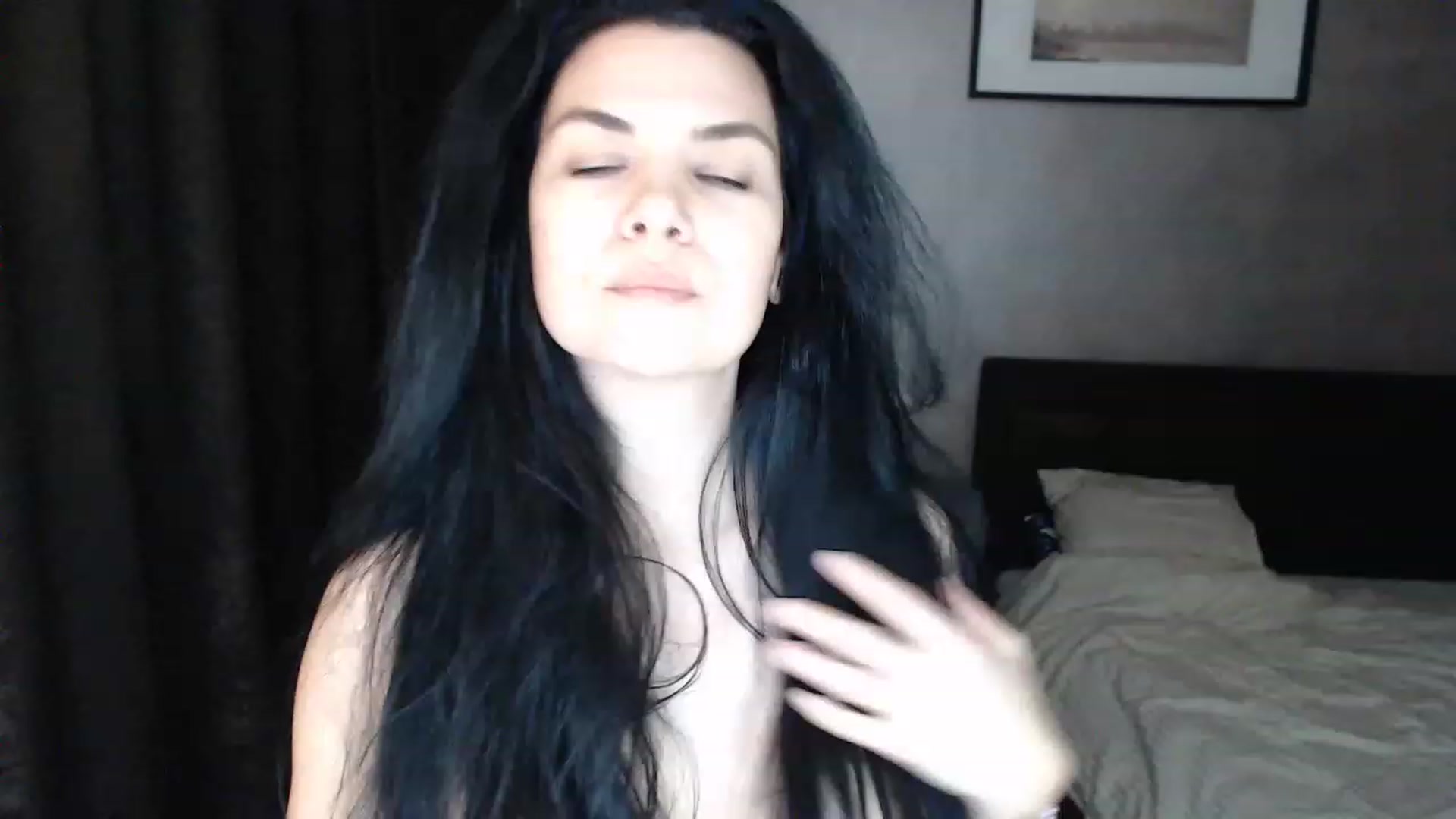Gallery image thumbnail from Darkella's myfreecams stream on, 02/02/2023, 01:29 image 8 of 20