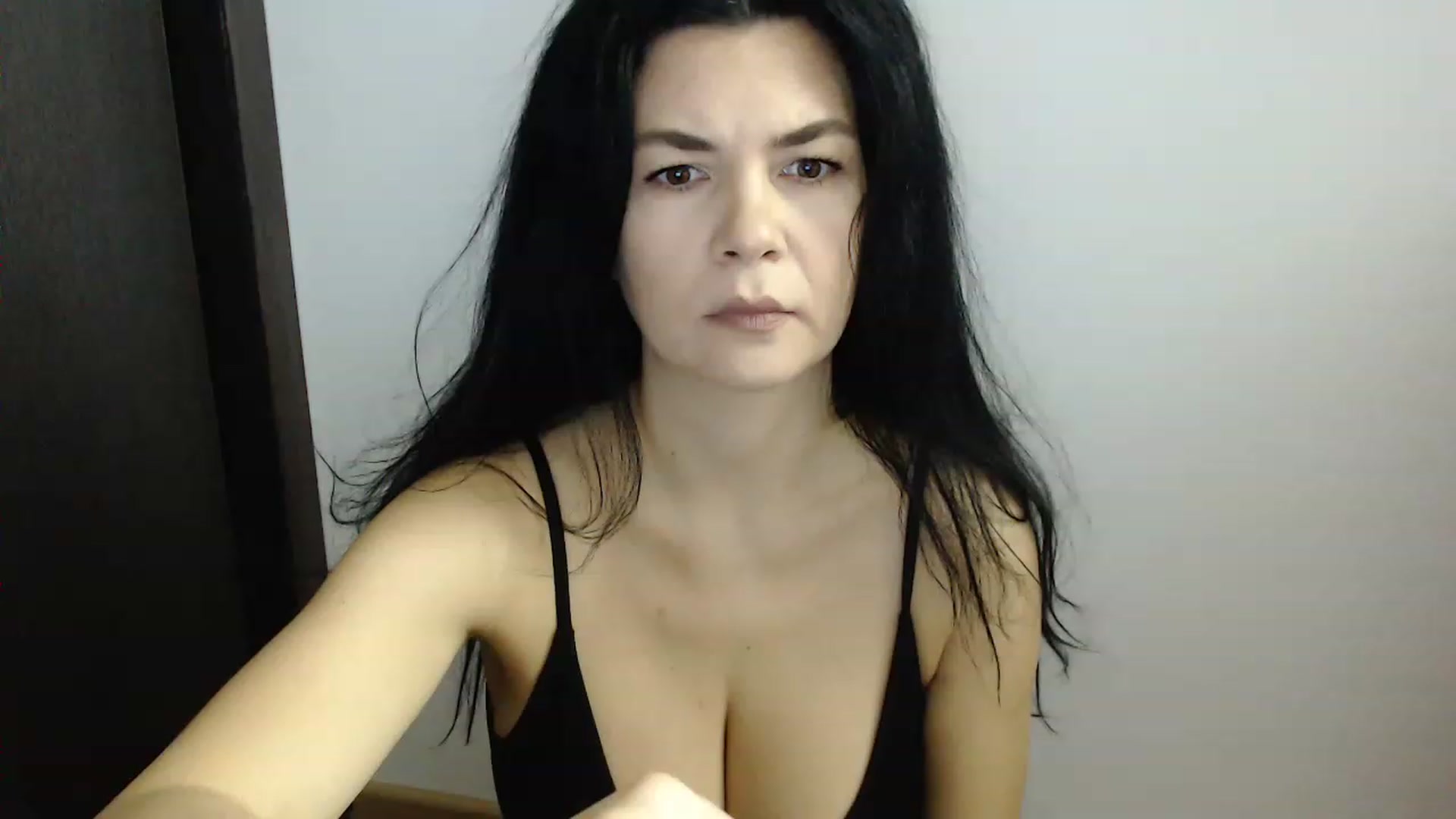 Gallery image thumbnail from Darkella's myfreecams stream on, 02/06/2023, 24:36 image 3 of 20