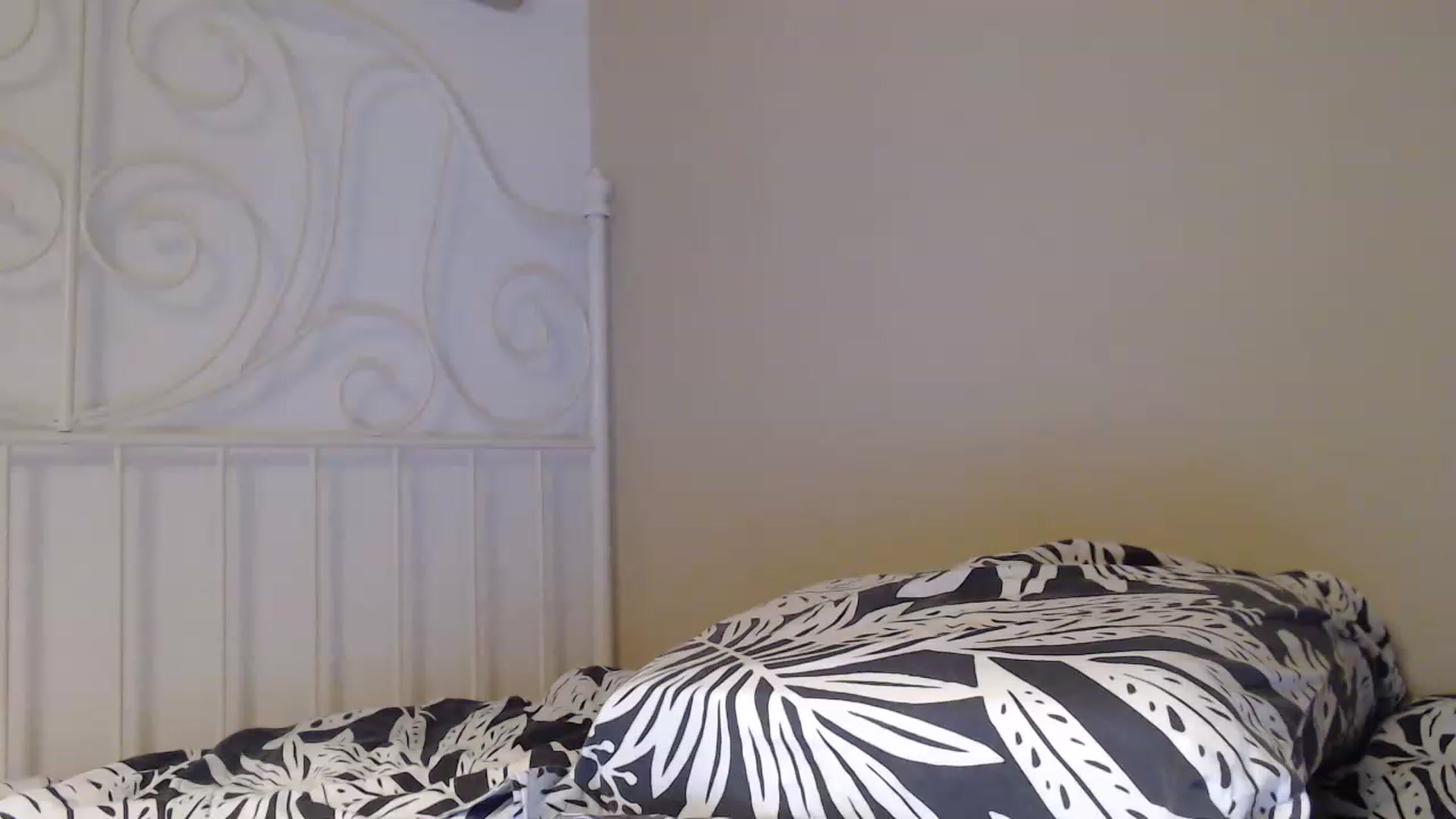 Gallery image thumbnail from Darkella's myfreecams stream on, 02/08/2023, 01:02 image 7 of 20