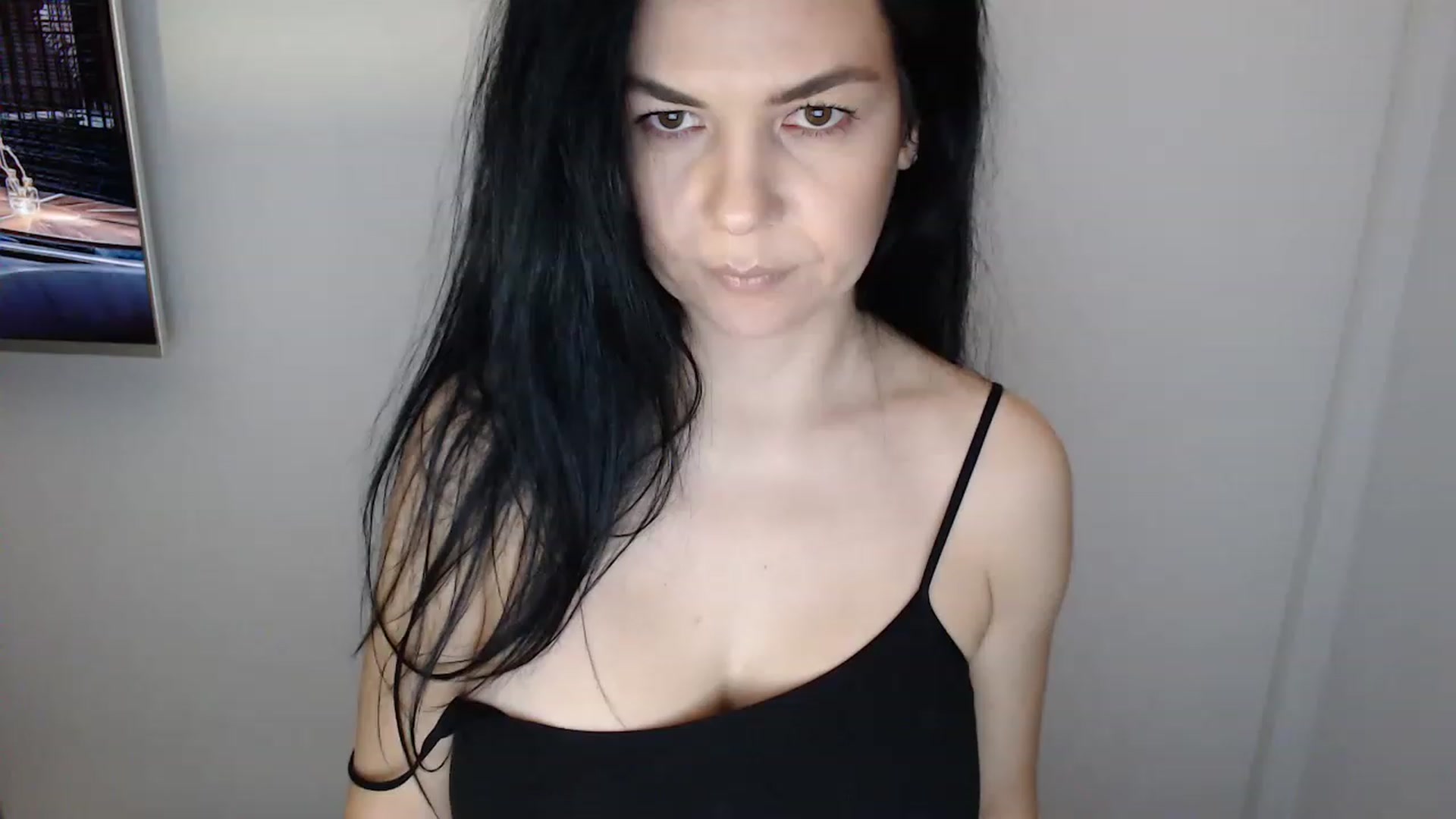 Gallery image thumbnail from Darkella's myfreecams stream on, 02/10/2023, 24:52 image 6 of 20