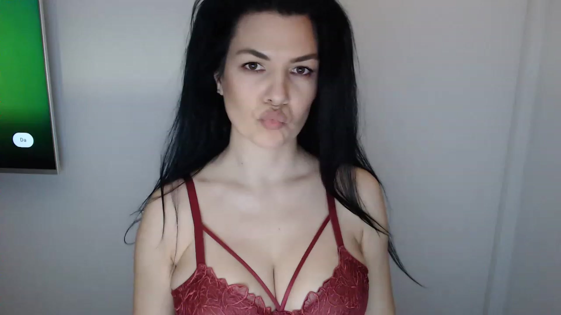 Gallery image thumbnail from Darkella's myfreecams stream on, 02/12/2023, 01:10 image 14 of 20