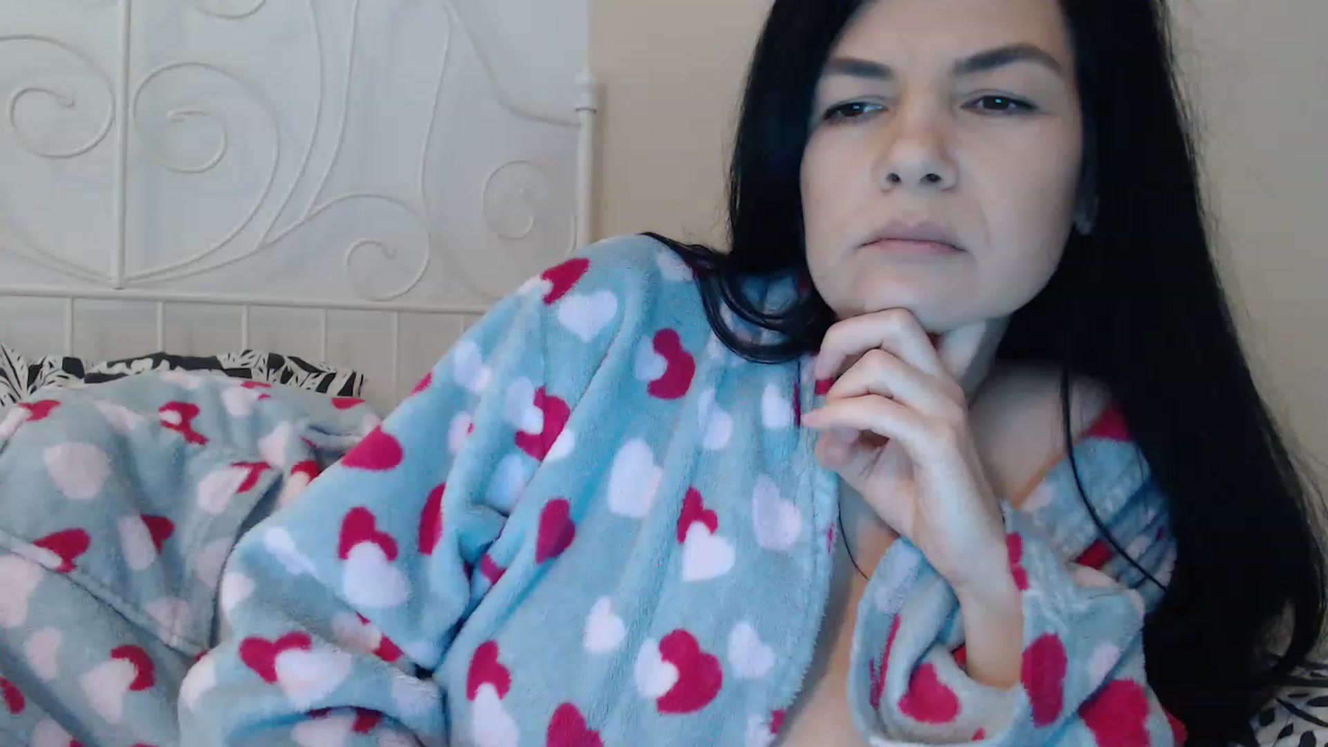 Gallery image thumbnail from Darkella's myfreecams stream on, 02/18/2023, 01:33 image 19 of 20
