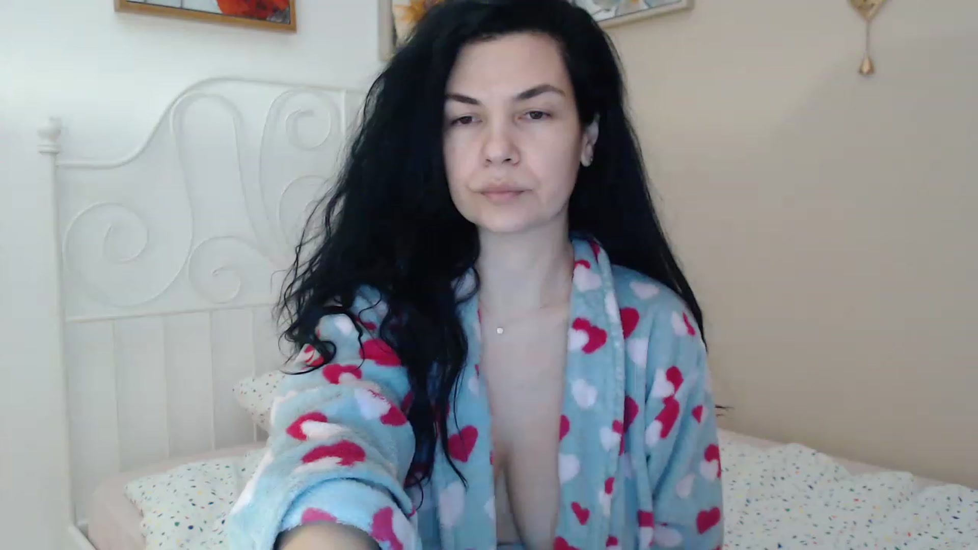 Gallery image thumbnail from Darkella's myfreecams stream on, 02/21/2023, 24:47 image 7 of 20