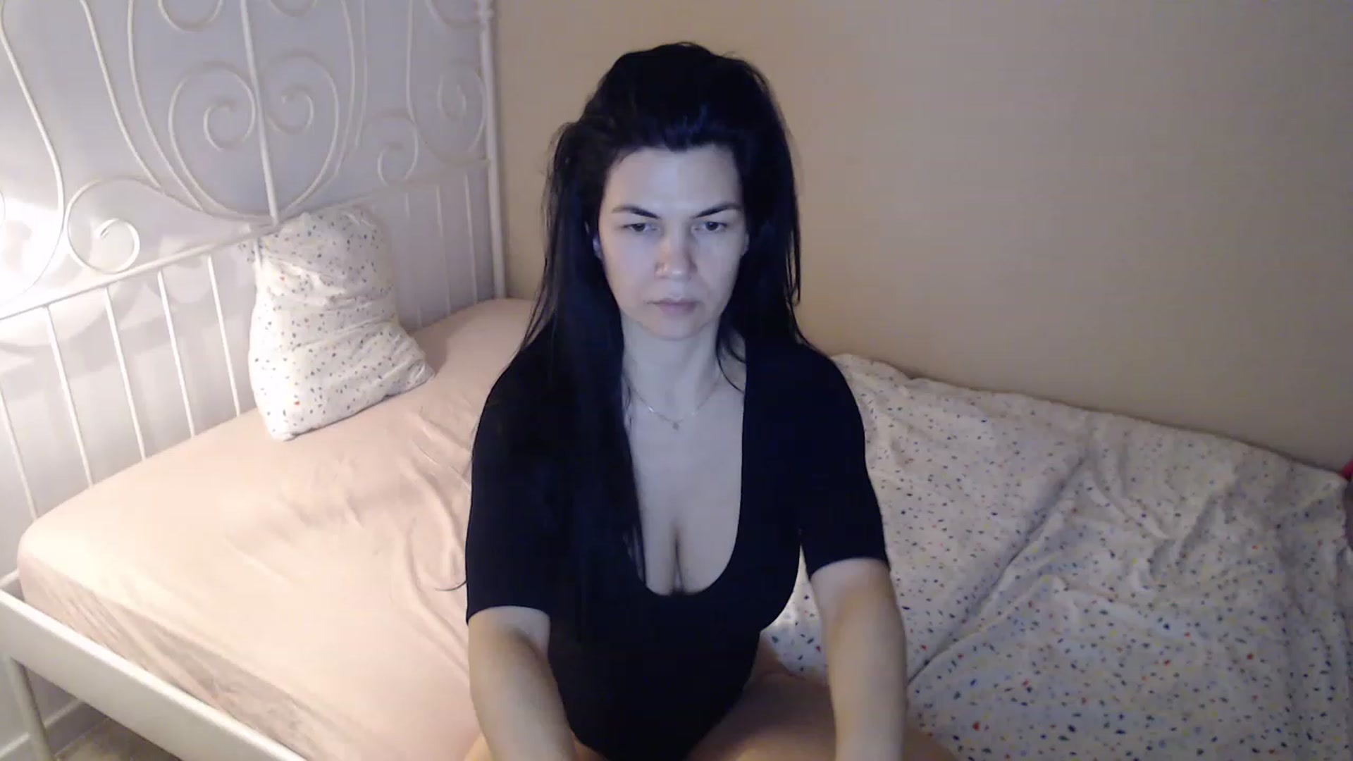 Gallery image thumbnail from Darkella's myfreecams stream on, 02/24/2023, 24:00 image 13 of 20