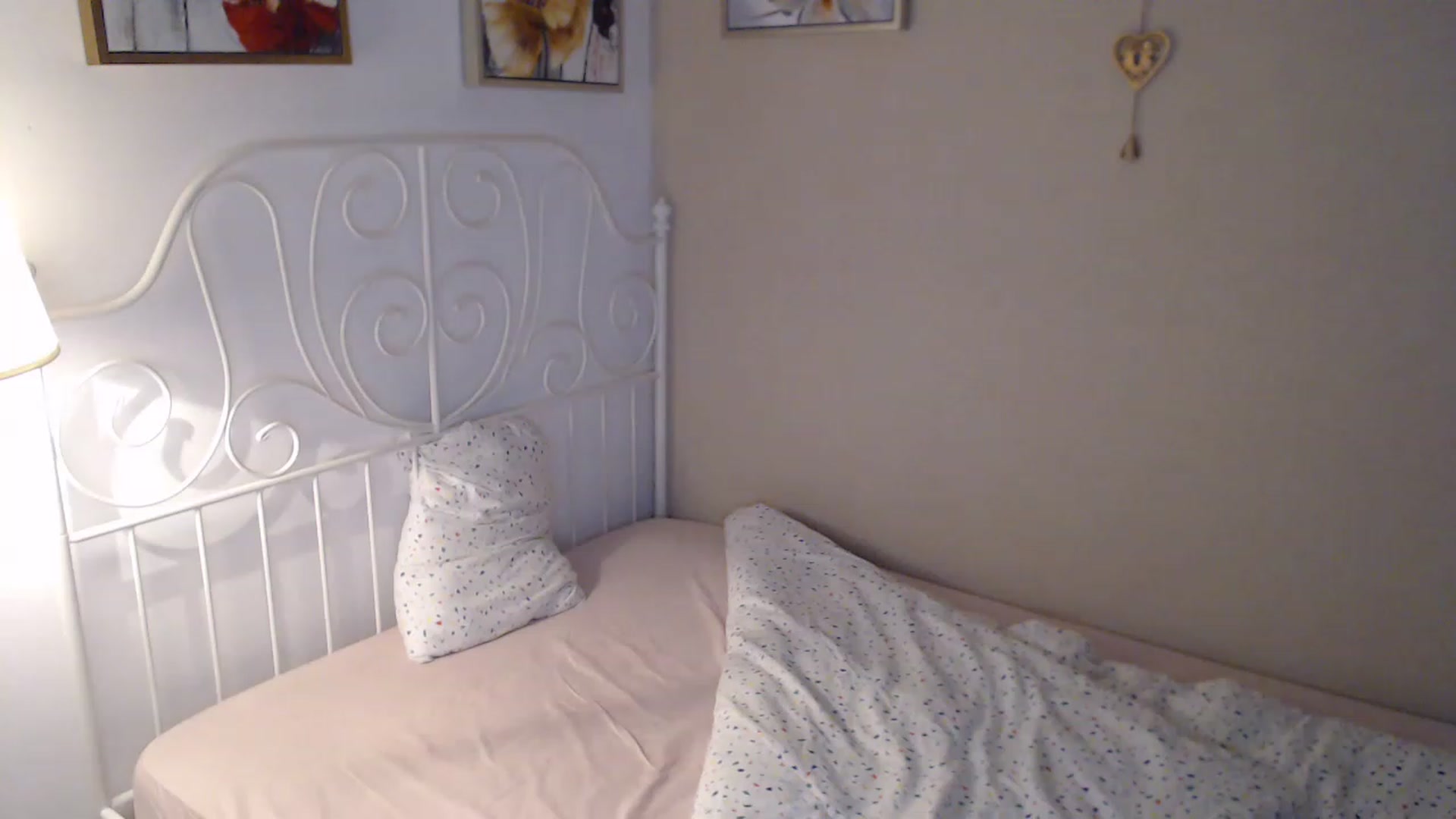 Gallery image thumbnail from Darkella's myfreecams stream on, 02/24/2023, 24:52 image 15 of 20