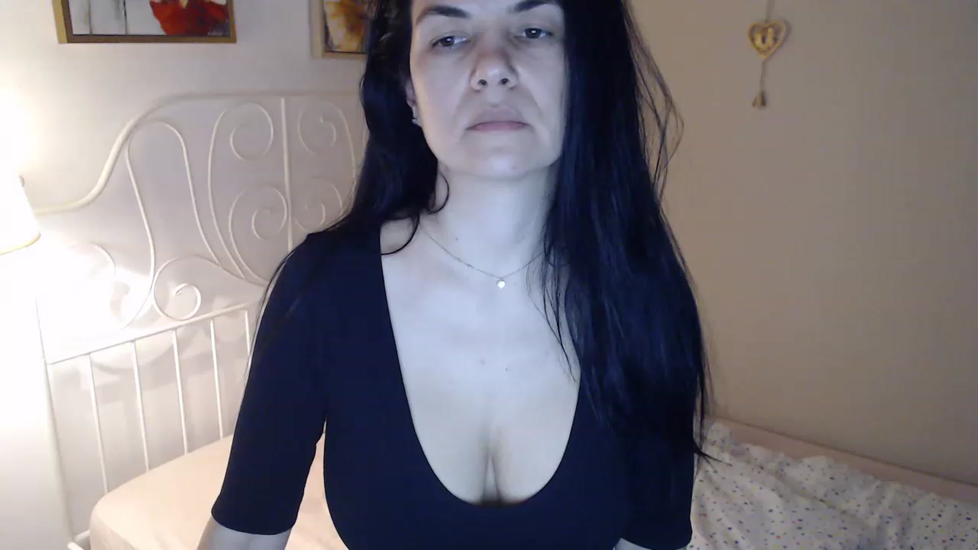 Gallery image thumbnail from Darkella's myfreecams stream on, 02/24/2023, 24:52 image 13 of 20