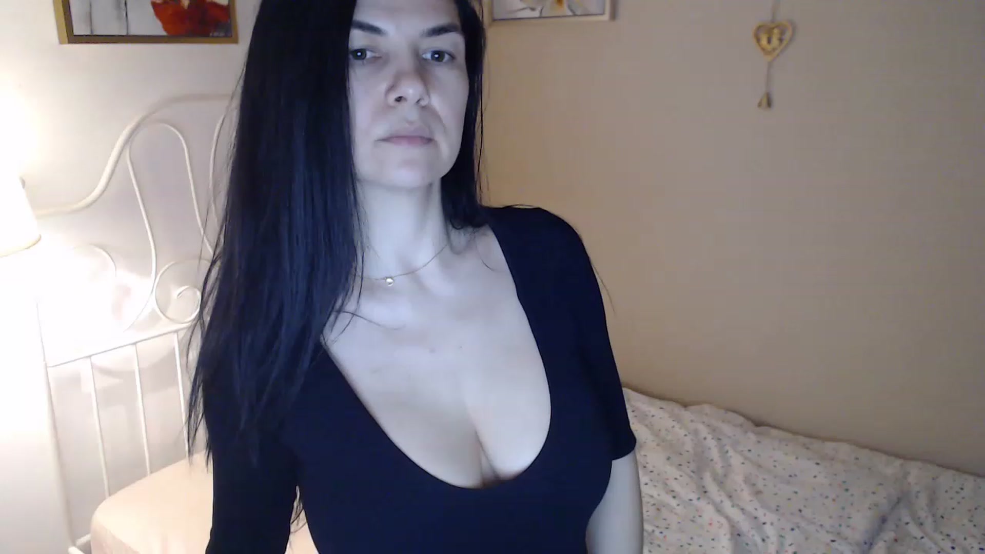Gallery image thumbnail from Darkella's myfreecams stream on, 02/24/2023, 24:52 image 10 of 20