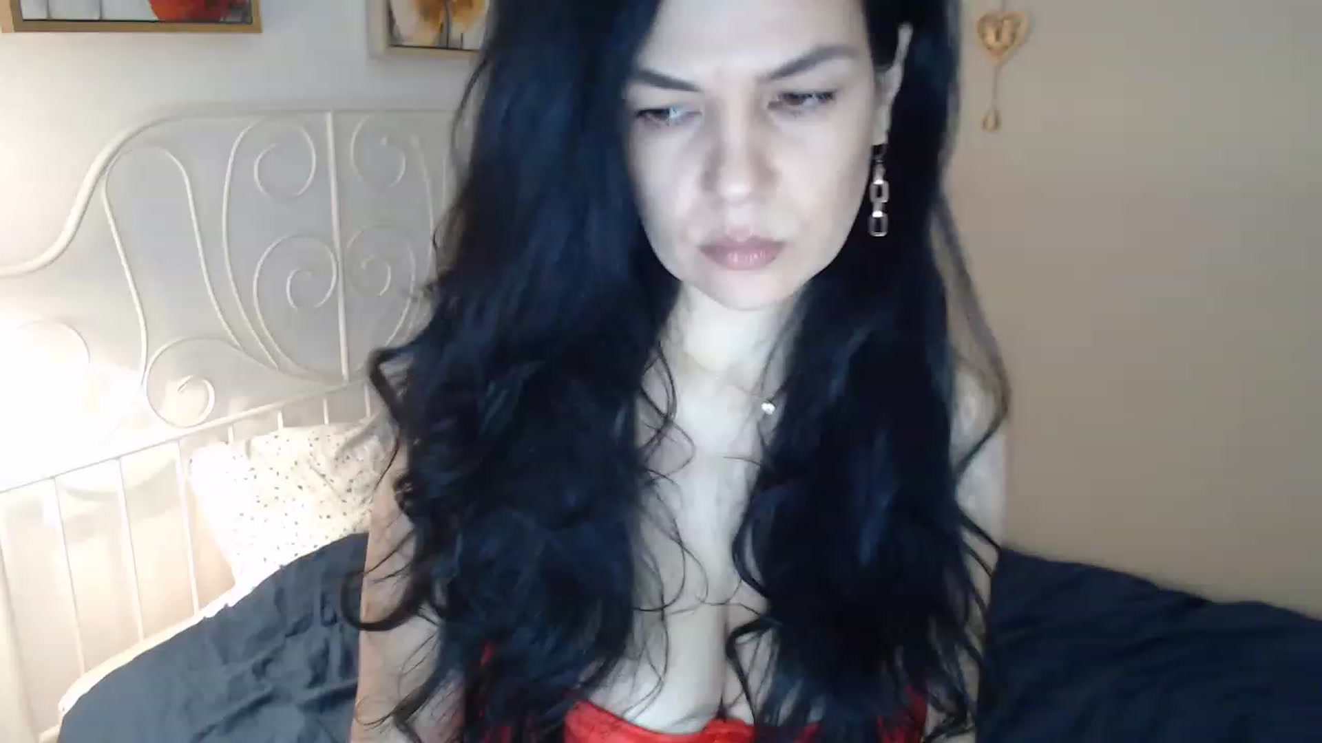 Gallery image thumbnail from Darkella's myfreecams stream on, 02/25/2023, 02:10 image 10 of 20