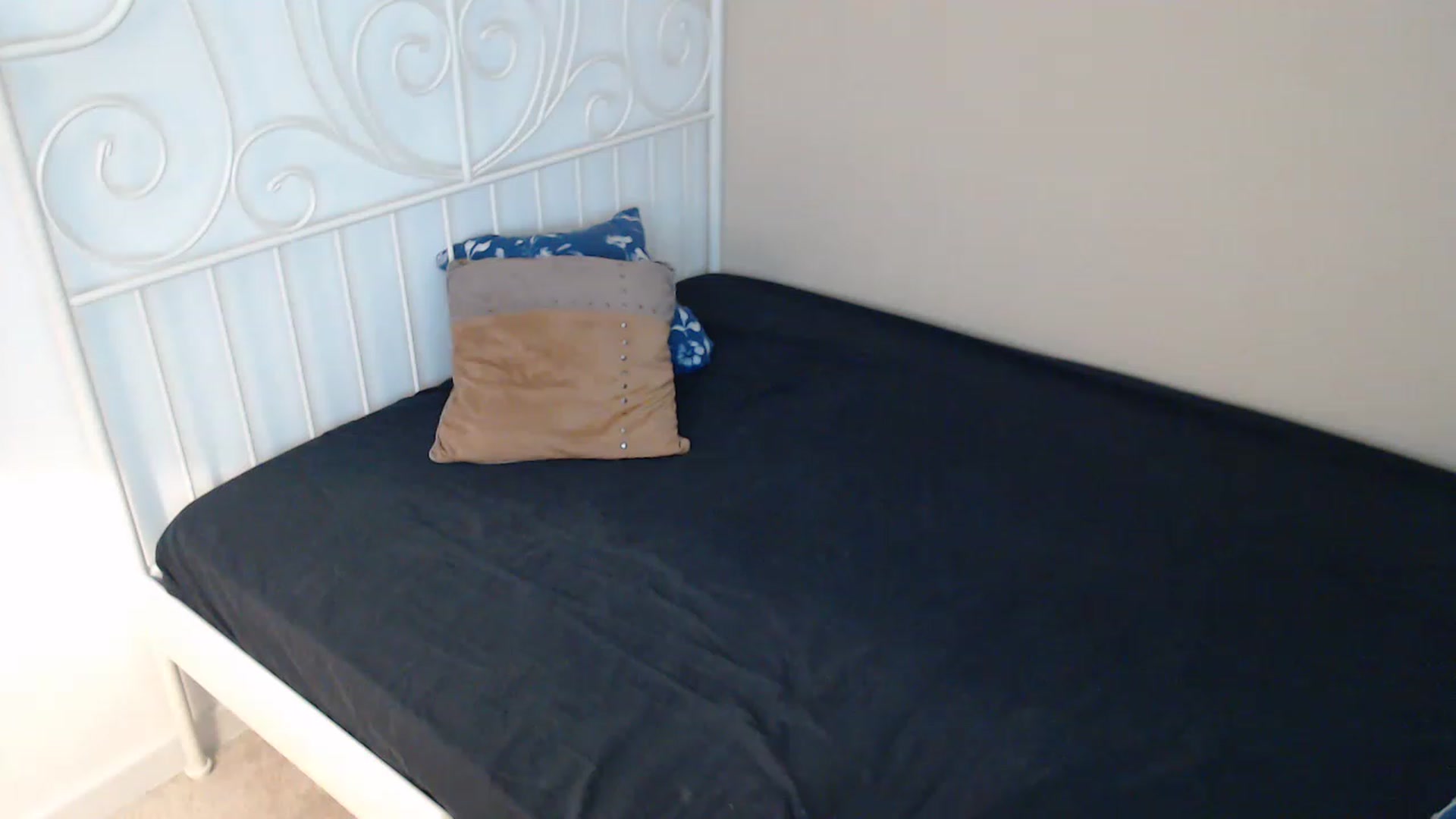 Gallery image thumbnail from Darkella's myfreecams stream on, 03/02/2023, 01:45 image 5 of 20