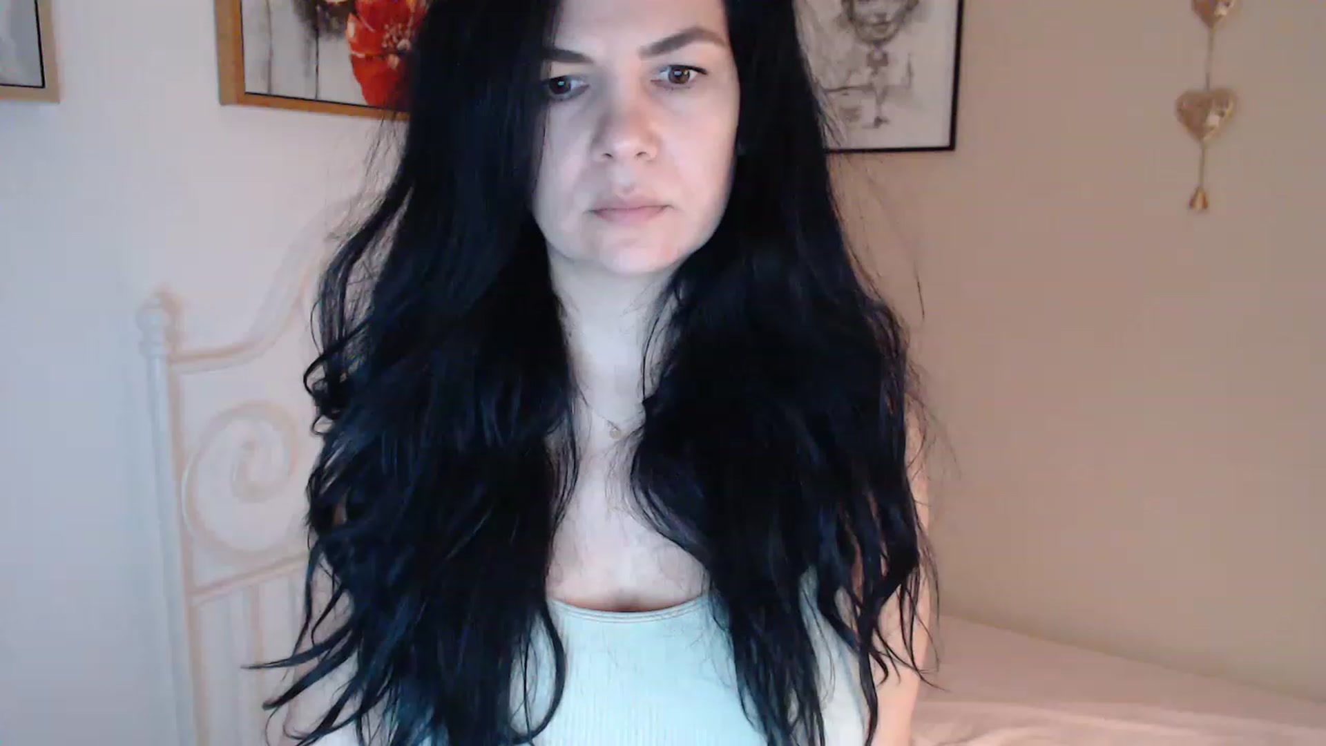 Gallery image thumbnail from Darkella's myfreecams stream on, 03/09/2023, 24:36 image 15 of 20