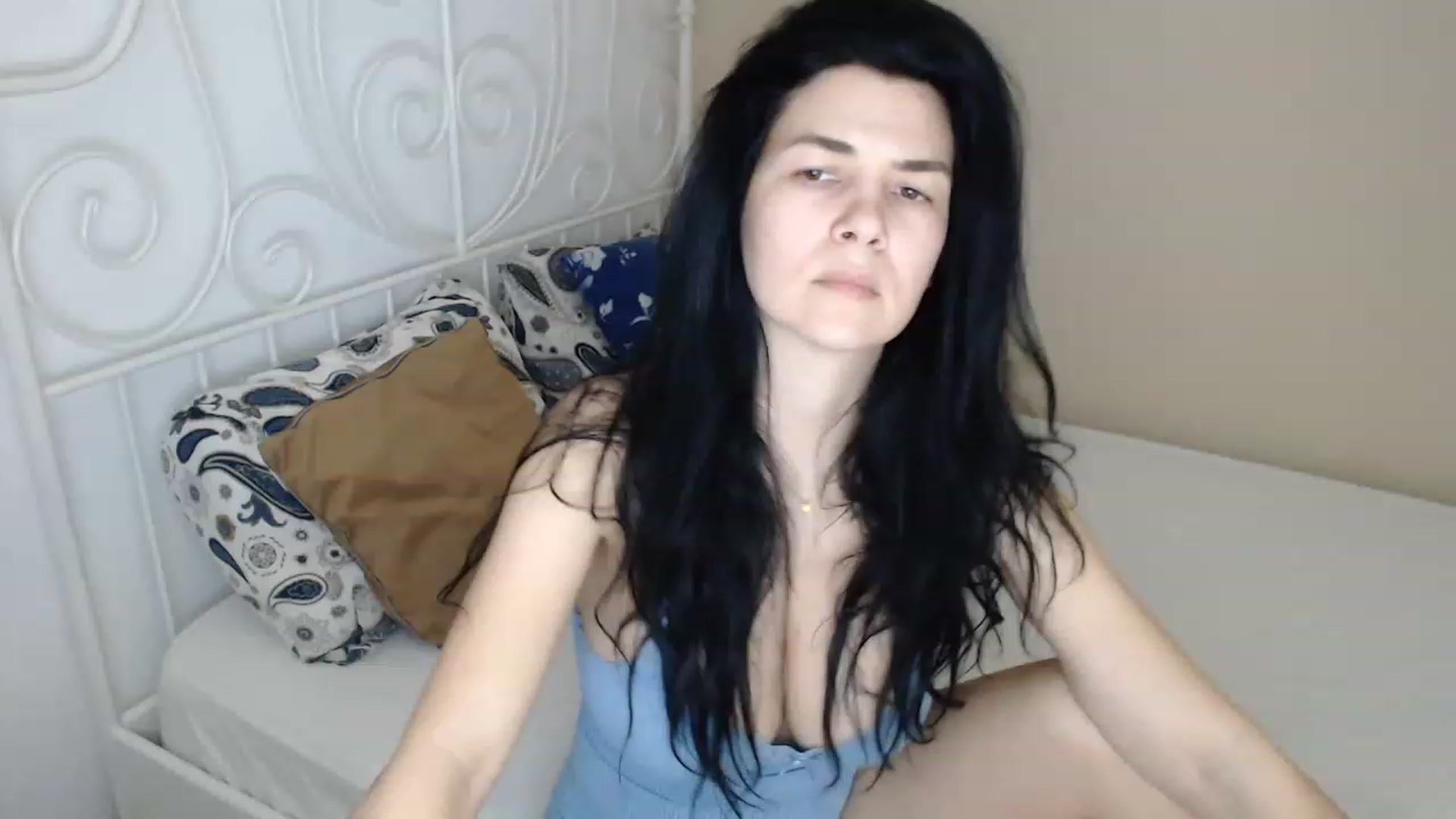 Gallery image thumbnail from Darkella's myfreecams stream on, 03/13/2023, 23:48 image 19 of 20