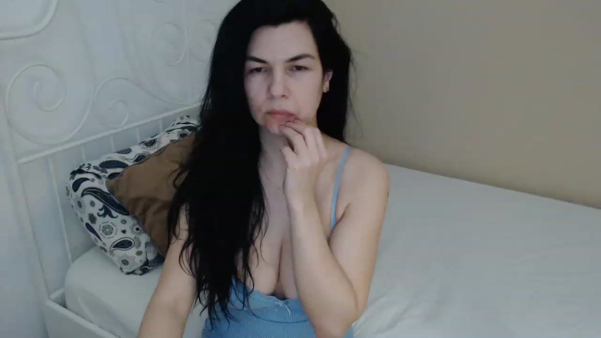 Gallery image thumbnail from Darkella's myfreecams stream on, 03/13/2023, 23:48 image 5 of 20