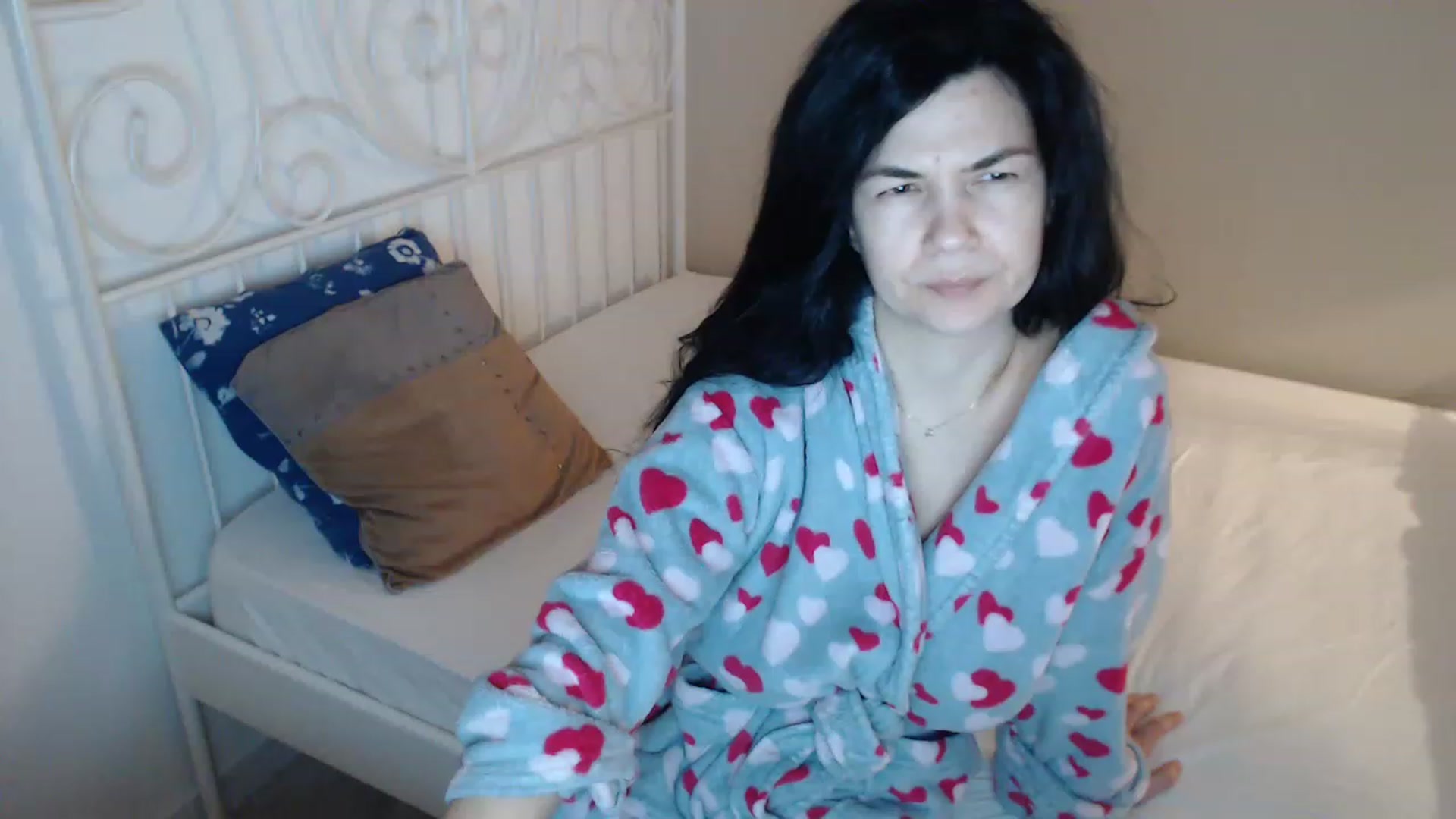 Gallery image thumbnail from Darkella's myfreecams stream on, 03/15/2023, 23:23 image 5 of 20