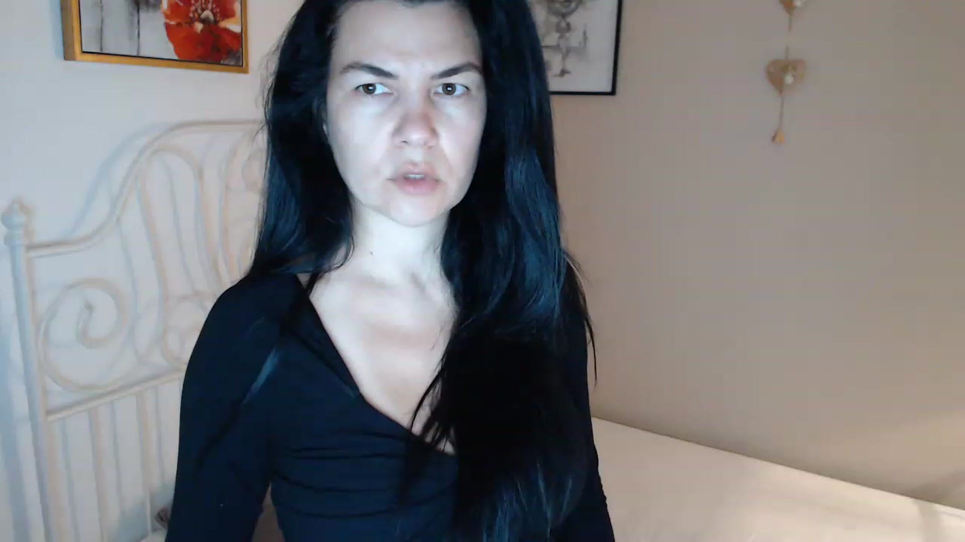 Gallery image thumbnail from Darkella's myfreecams stream on, 03/25/2023, 23:05 image 3 of 20