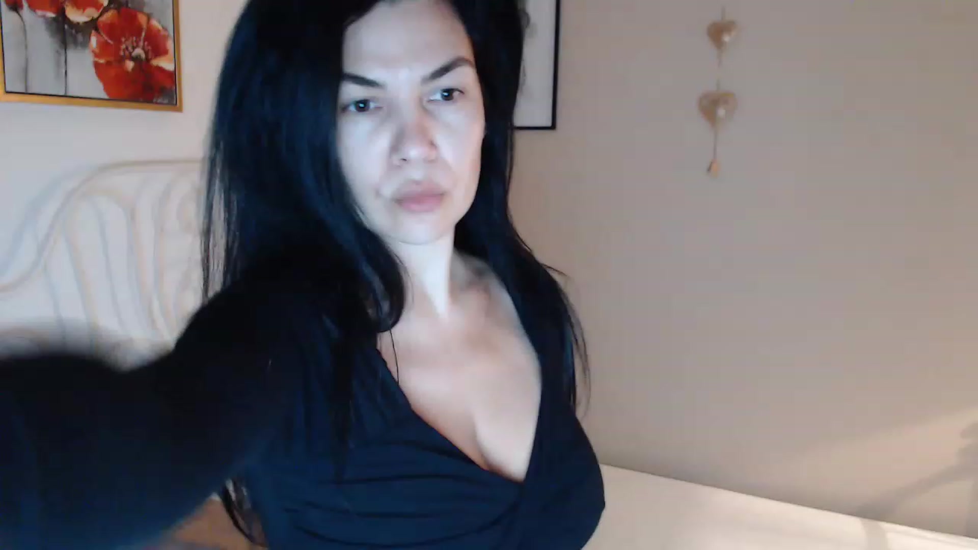 Gallery image thumbnail from Darkella's myfreecams stream on, 03/25/2023, 23:05 image 1 of 20