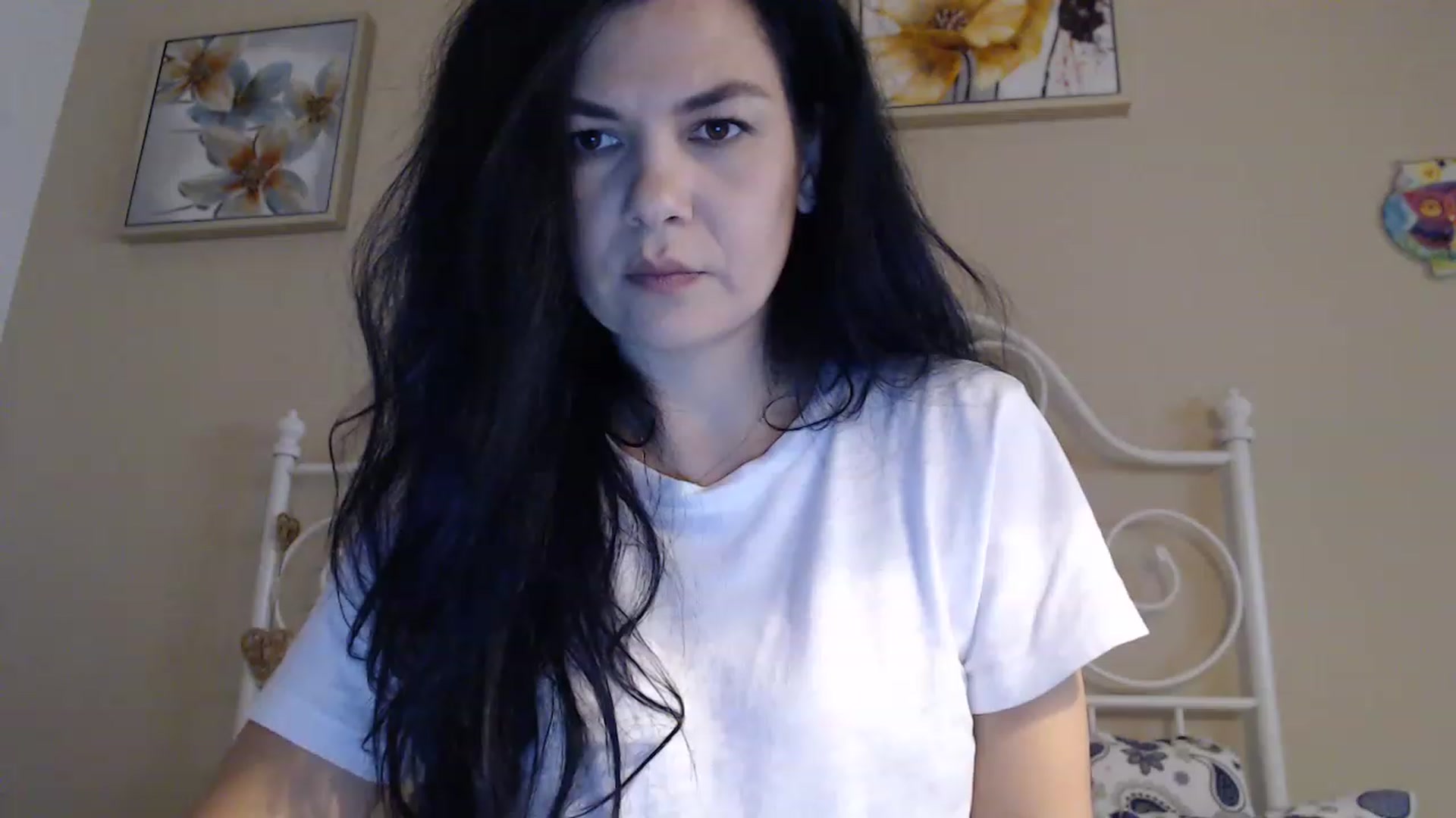 Gallery image thumbnail from Darkella's myfreecams stream on, 04/20/2023, 23:11 image 19 of 20